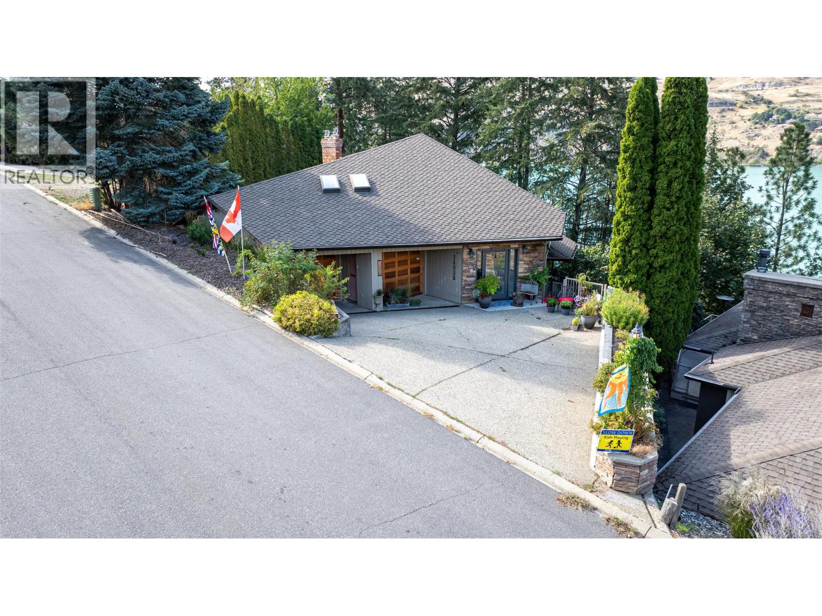 14038 Ponderosa Way, Coldstream, British Columbia  V1B 2E8 - Photo 8 - 10370661