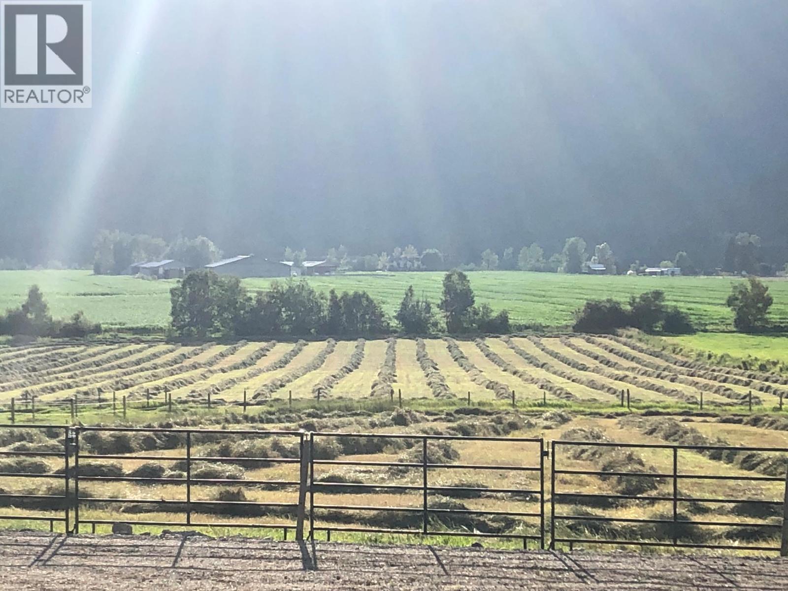 7630 97a Highway, Mara, British Columbia  V0E 2K0 - Photo 49 - 10370680