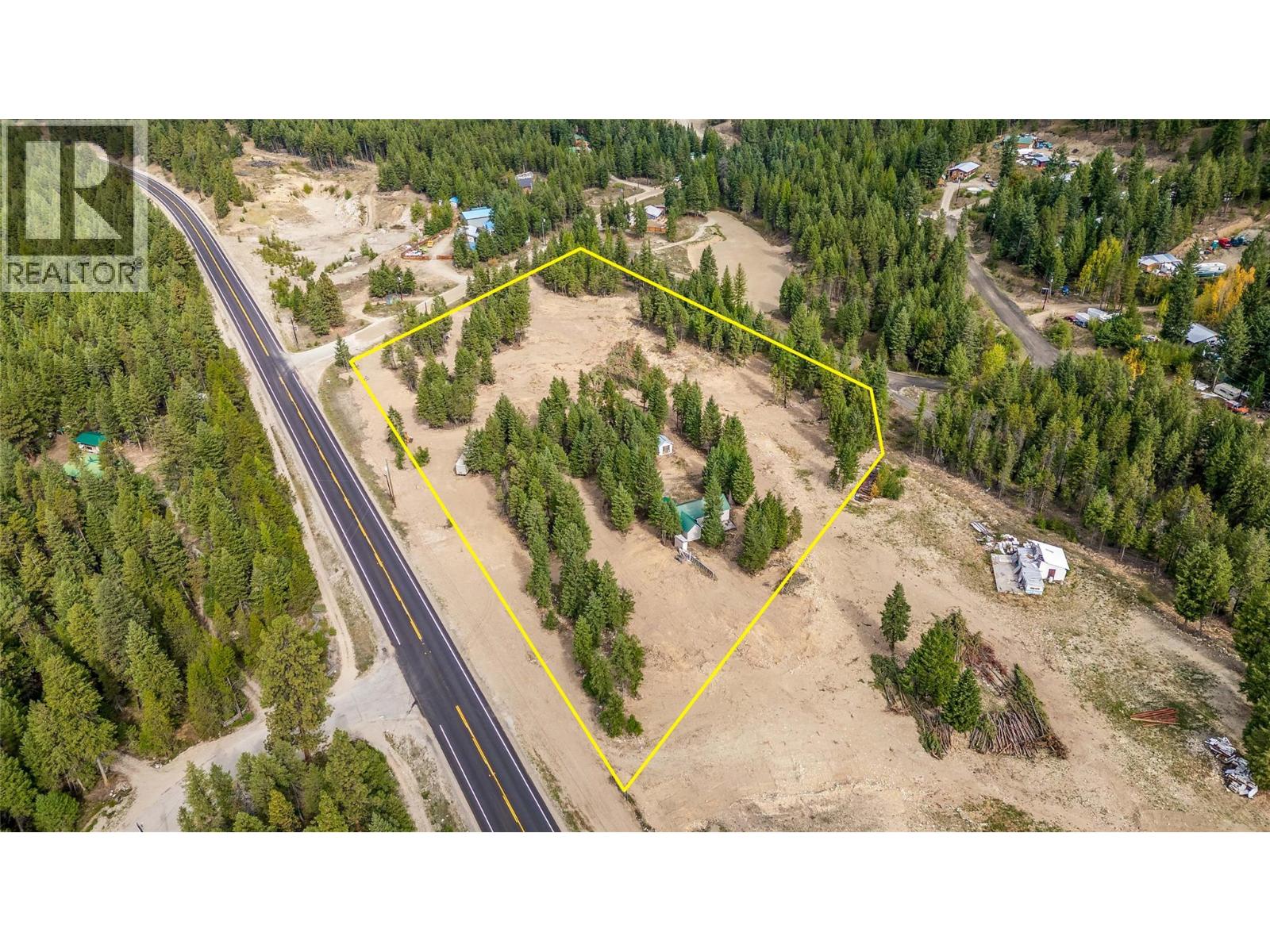 10 Boulder Road, Beaverdell, British Columbia  V0H 1A0 - Photo 2 - 10370455