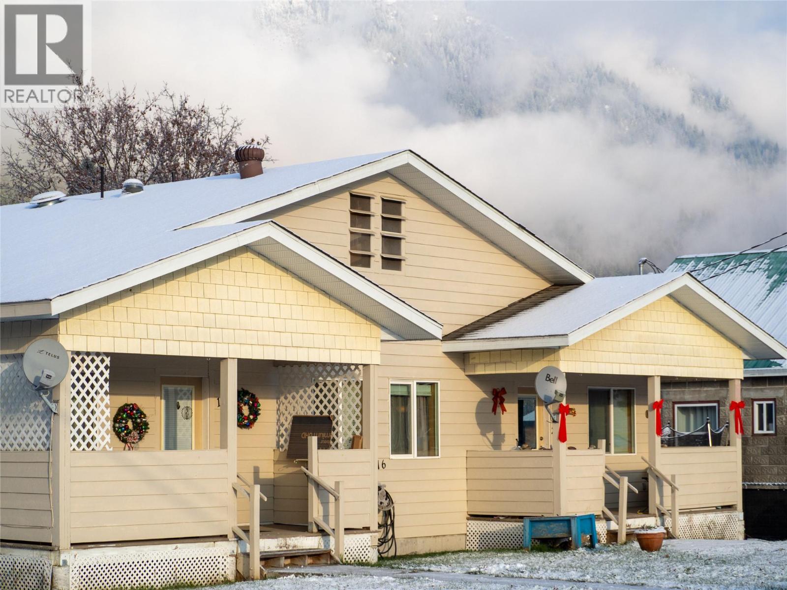 416 Sayward Avenue, salmo, British Columbia