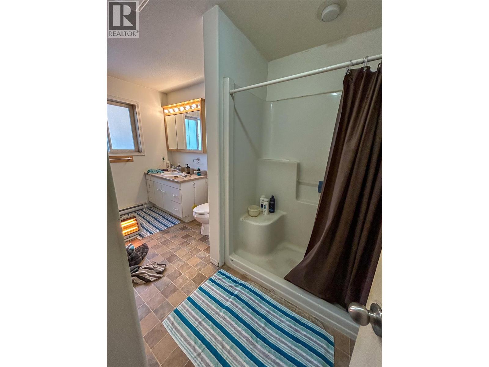 416 Sayward Avenue, Salmo, British Columbia  V0G 1Z0 - Photo 30 - 10370564