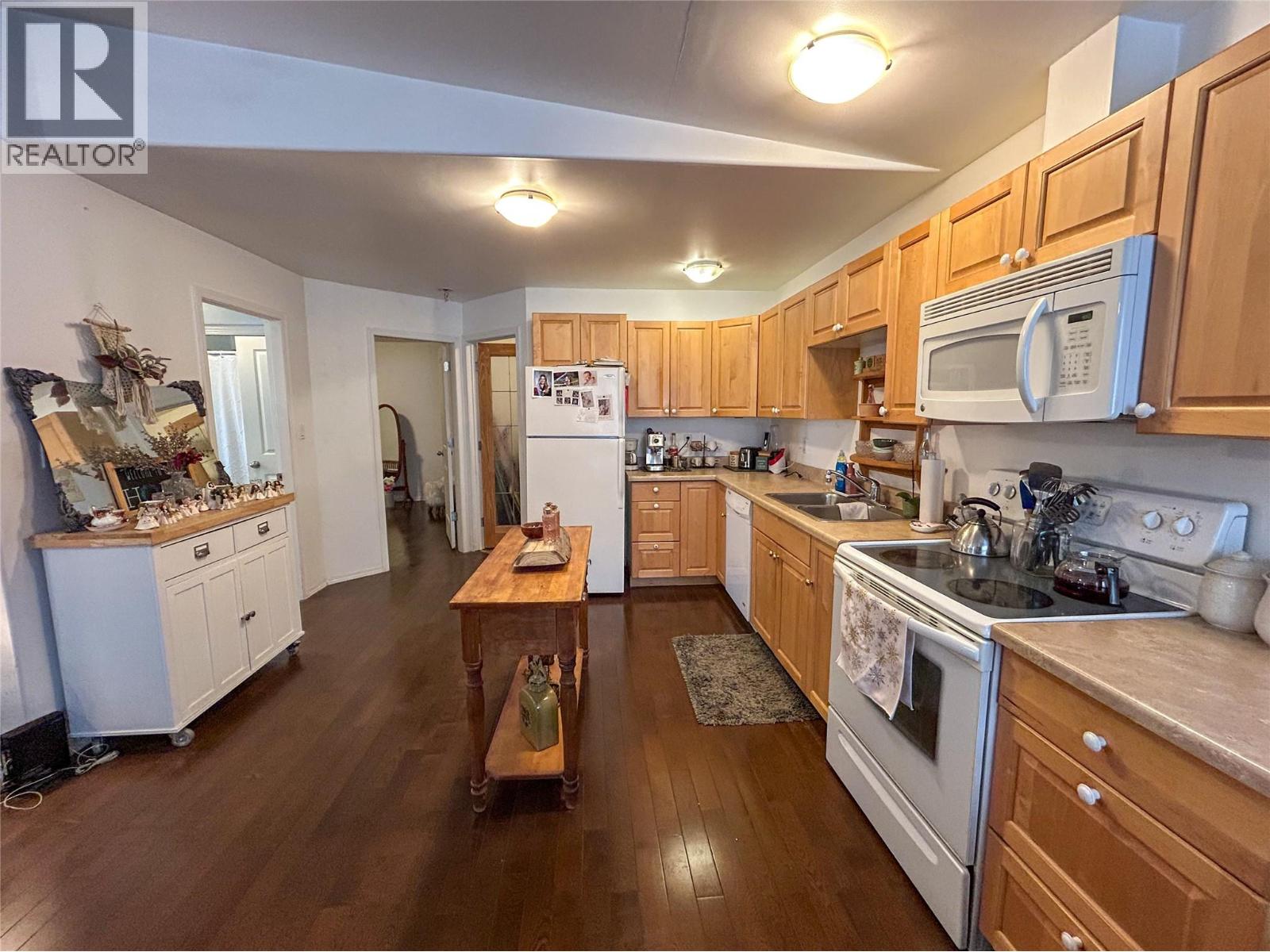 416 Sayward Avenue, Salmo, British Columbia  V0G 1Z0 - Photo 35 - 10370564