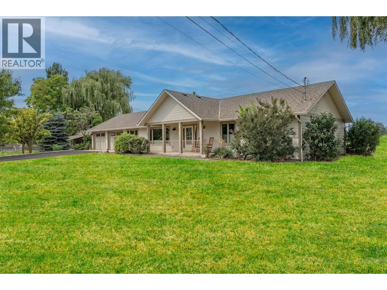 7800 Howe Drive, coldstream, British Columbia