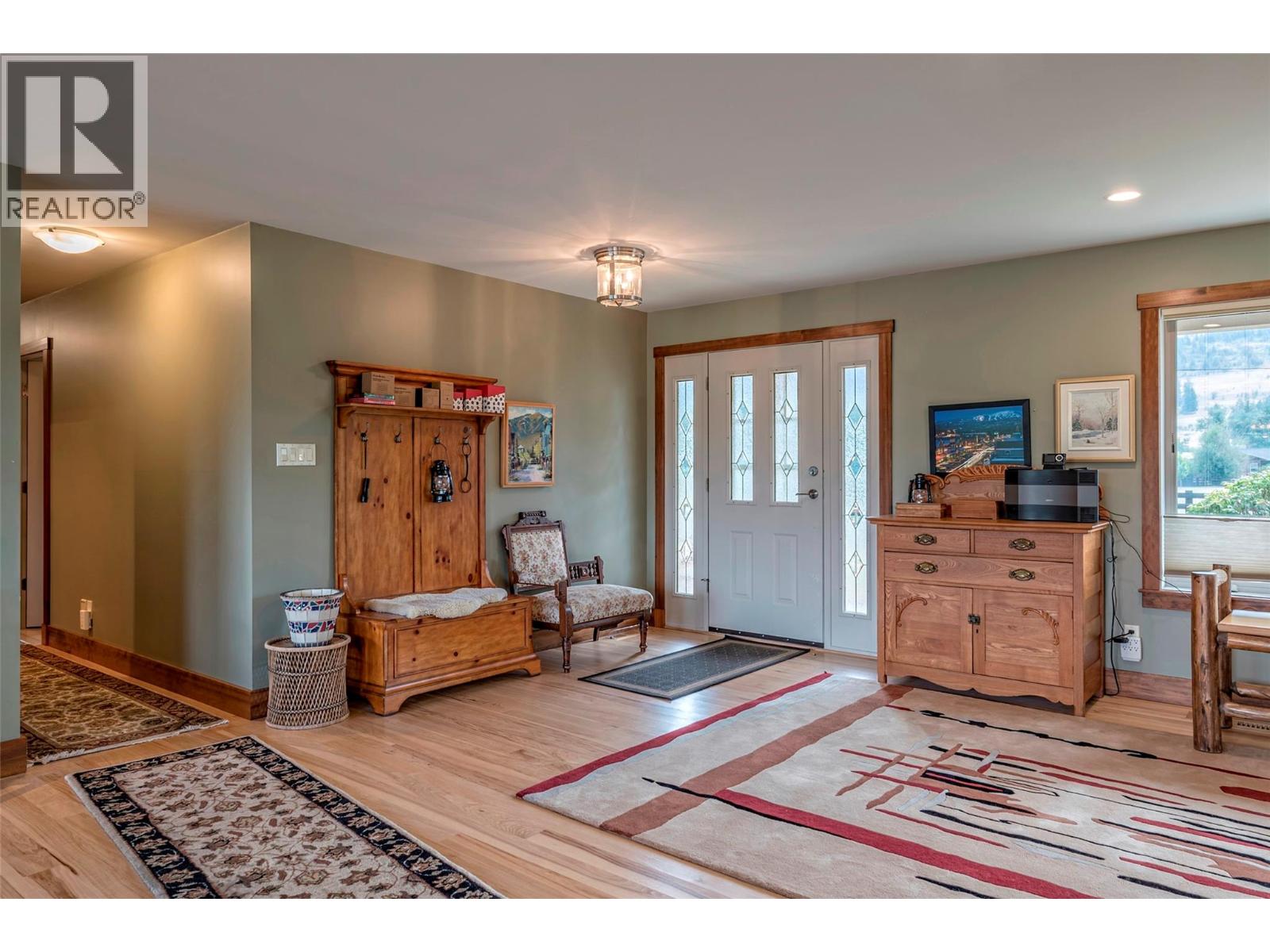 7800 Howe Drive, Coldstream, British Columbia  V1B 3C3 - Photo 11 - 10370575