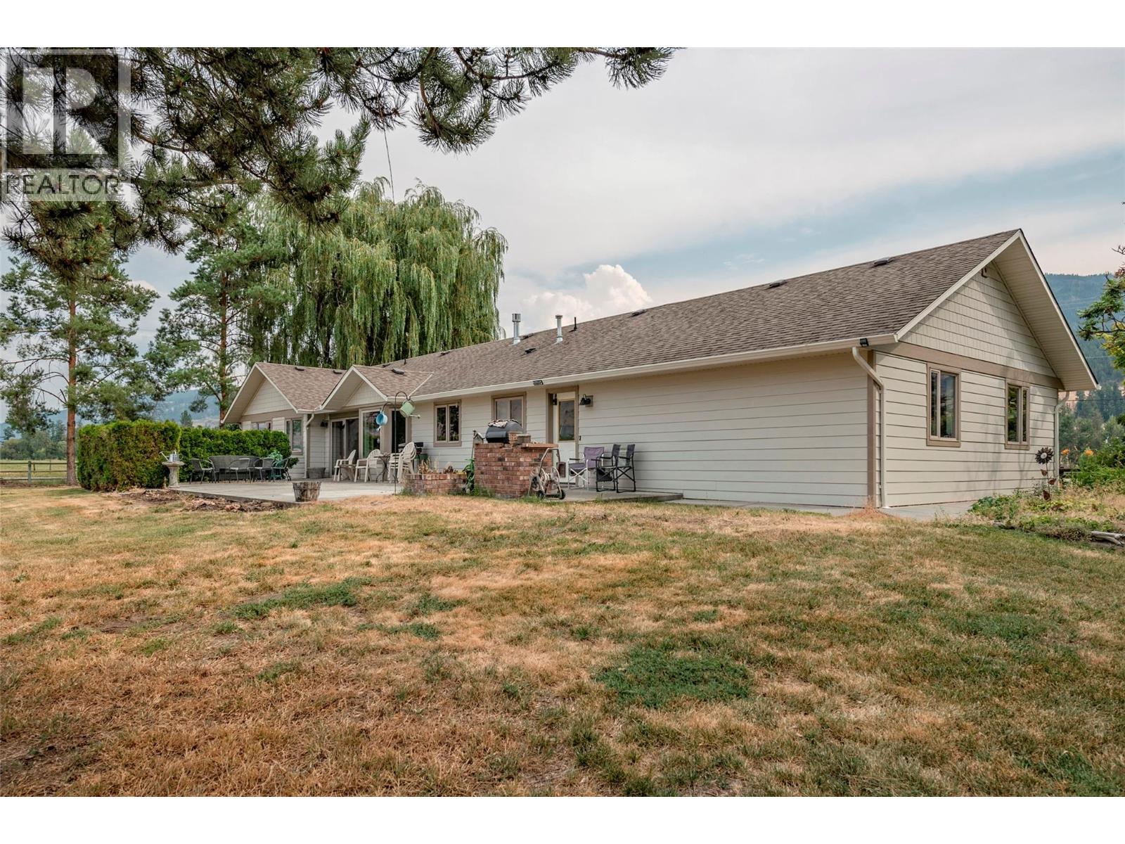 7800 Howe Drive, Coldstream, British Columbia  V1B 3C3 - Photo 37 - 10370575