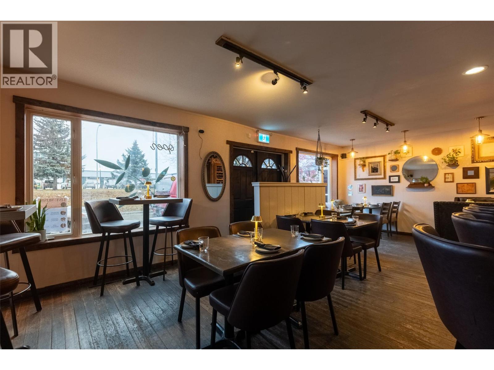 851 7th Avenue, Fernie, British Columbia  V0B 1M0 - Photo 8 - 10369005