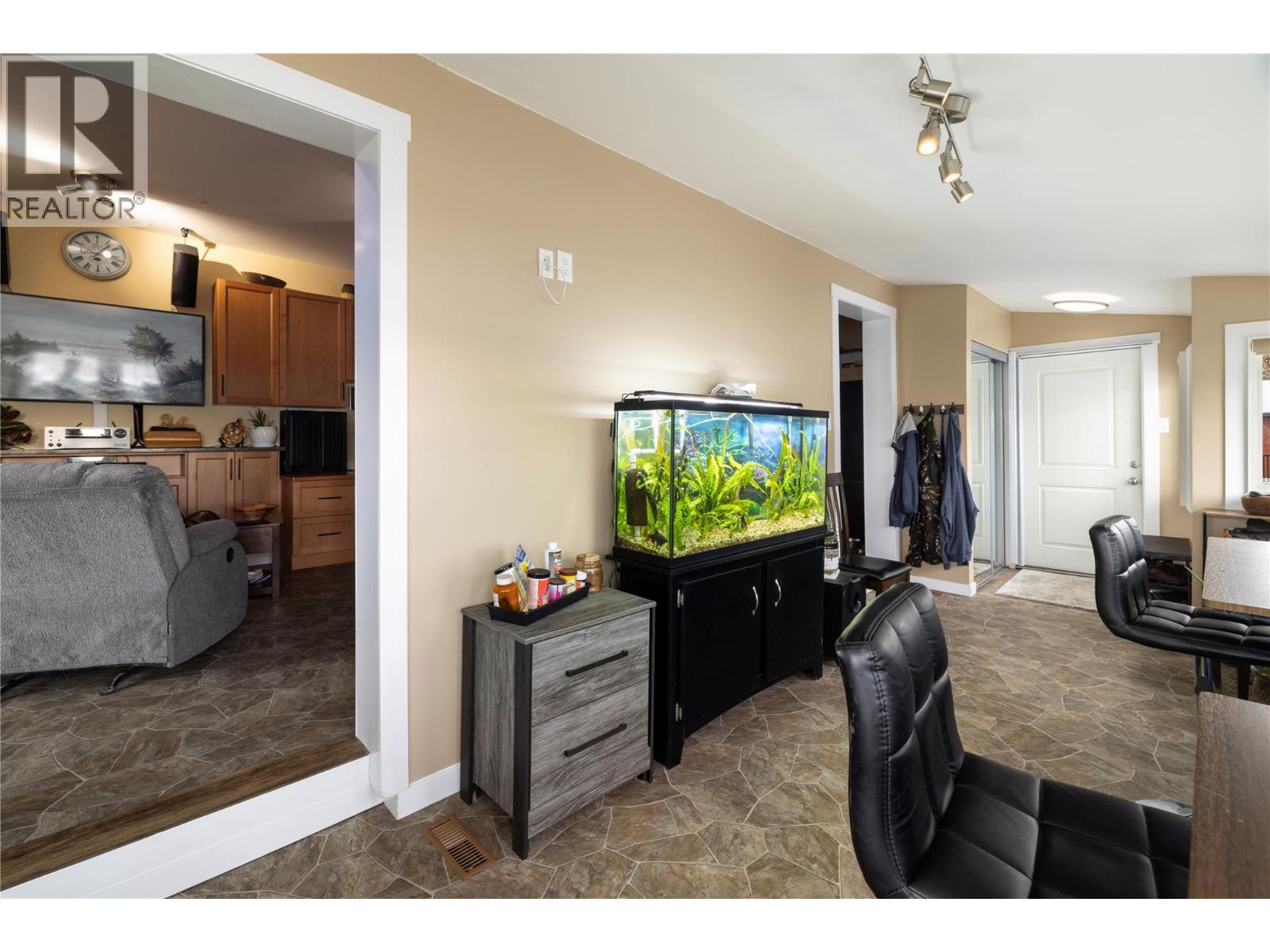 8000 Highland Road Unit# 164, Vernon, British Columbia  V1B 3W5 - Photo 6 - 10370732