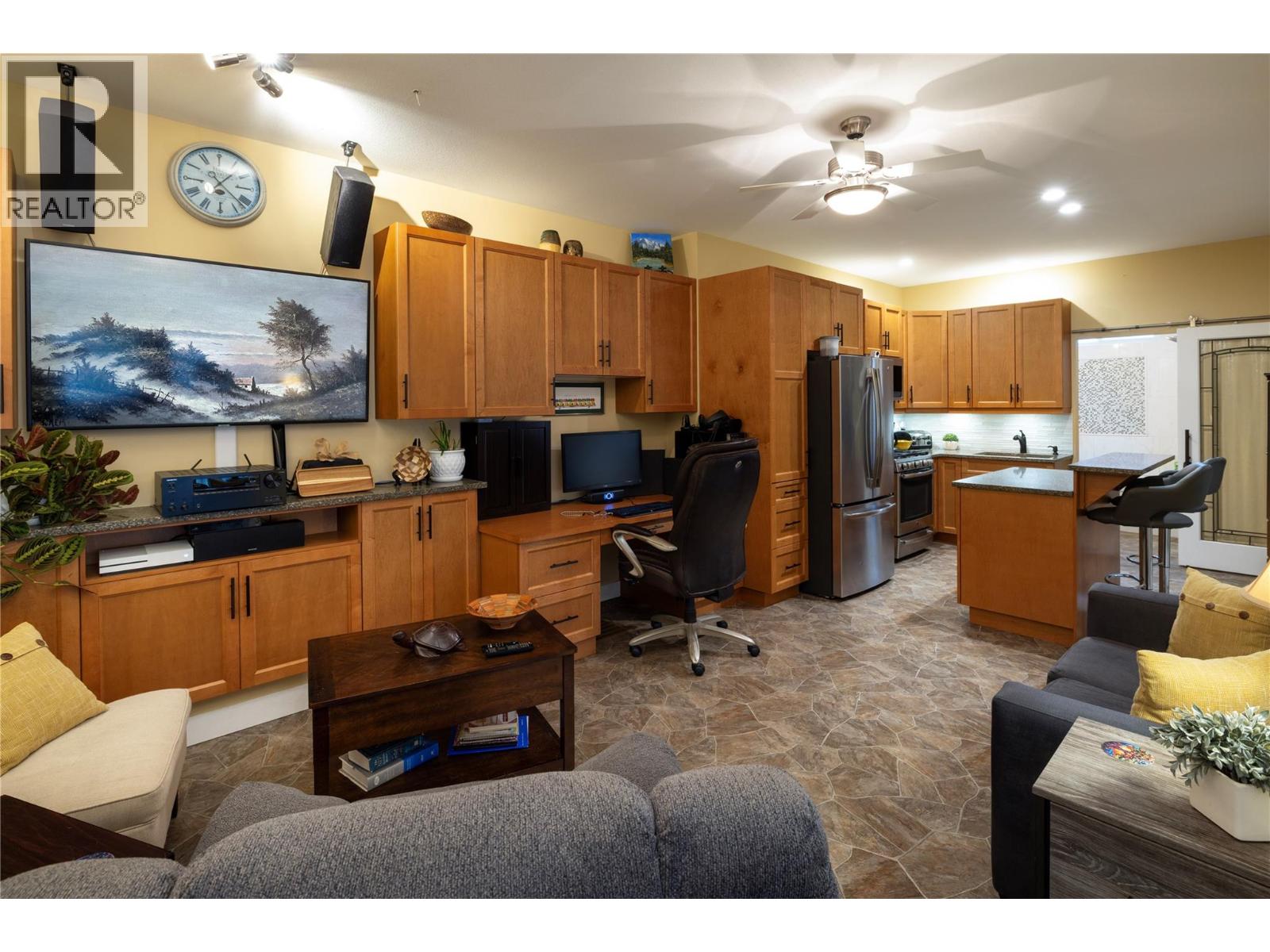 8000 Highland Road Unit# 164, Vernon, British Columbia  V1B 3W5 - Photo 8 - 10370732