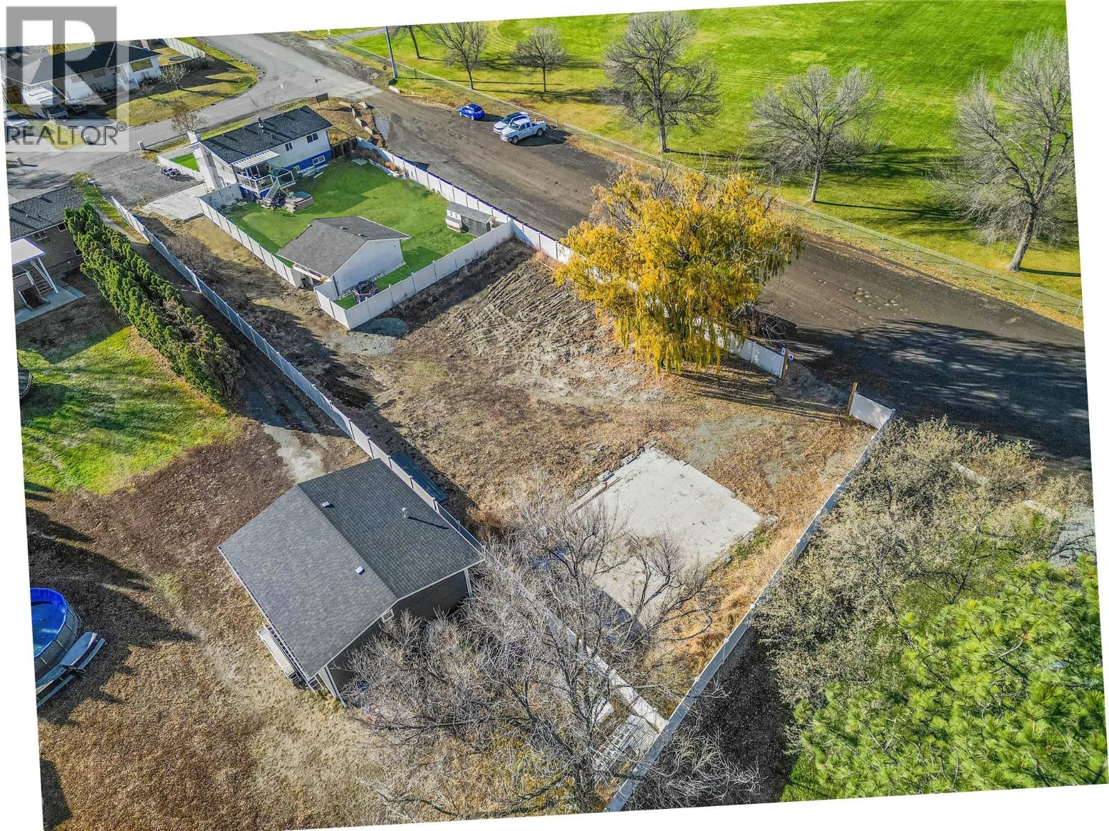 5764 Todd Hill Crescent, Kamloops, British Columbia  V2C 4X8 - Photo 11 - 10370751