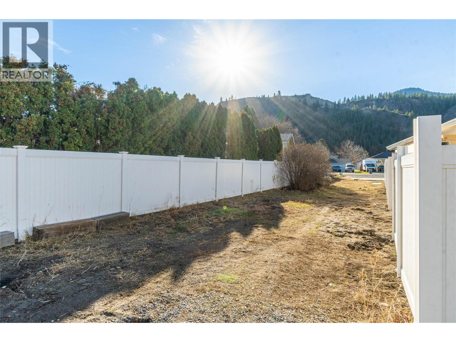 5764 Todd Hill Crescent, Kamloops, British Columbia  V2C 4X8 - Photo 20 - 10370751