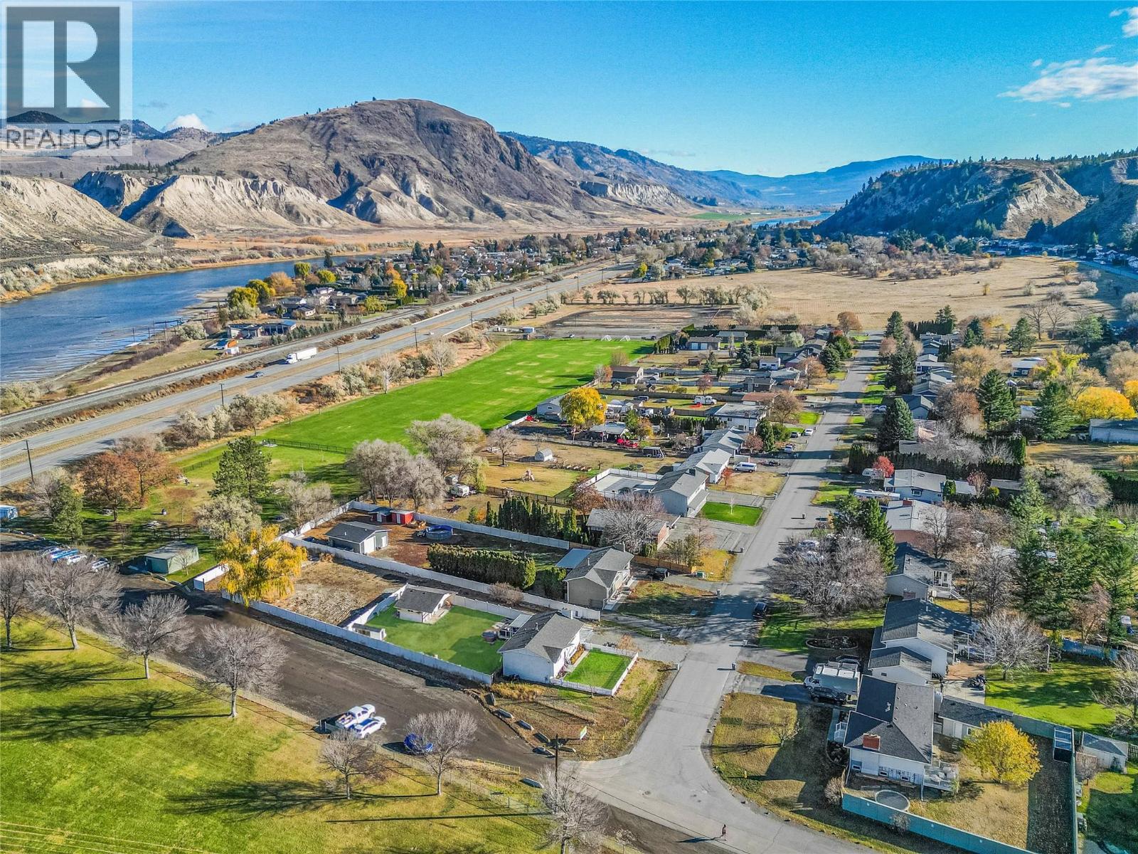 5764 Todd Hill Crescent, Kamloops, British Columbia  V2C 4X8 - Photo 9 - 10370751