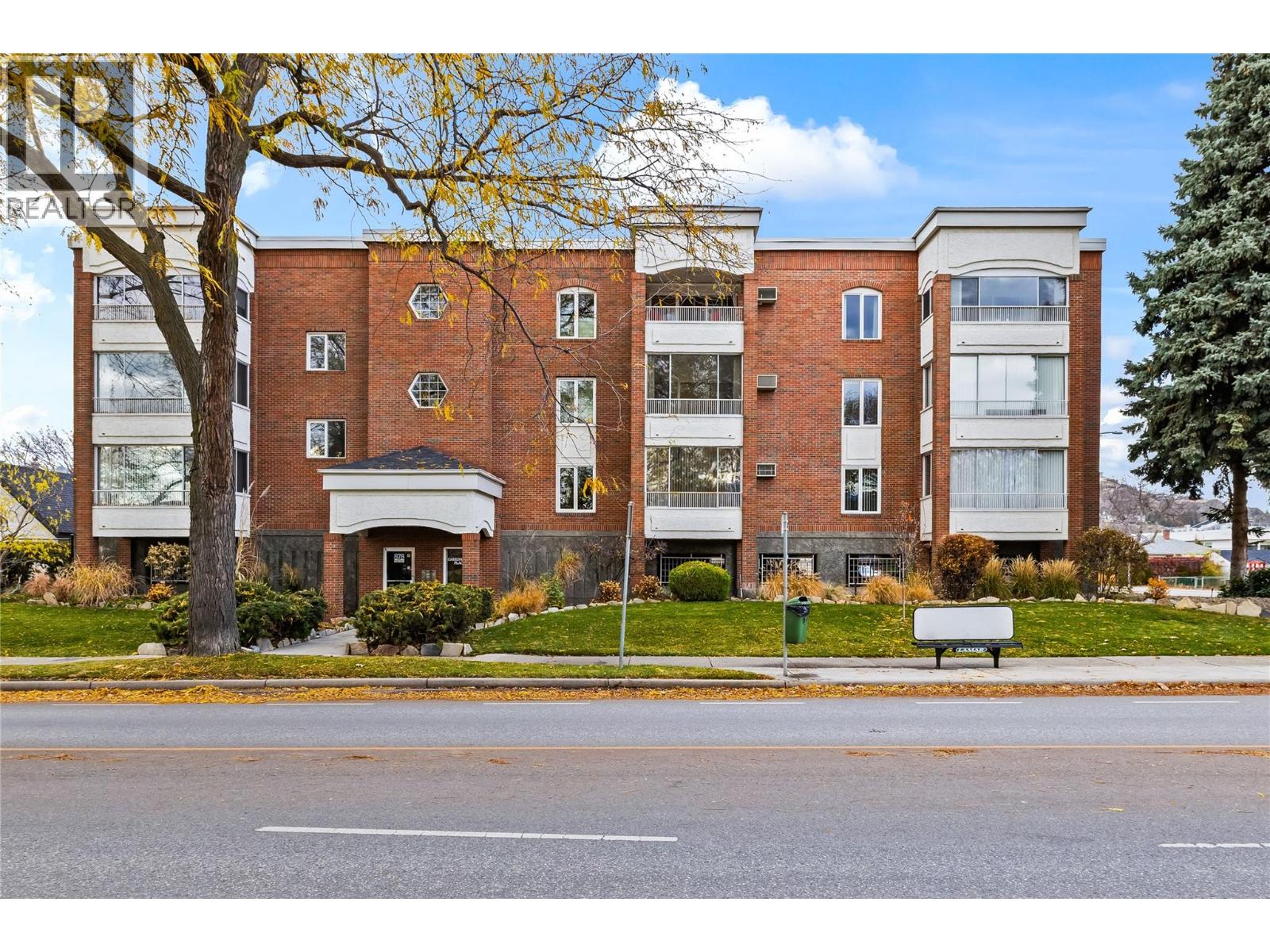 878 Bernard Avenue Unit# 304, kelowna, British Columbia
