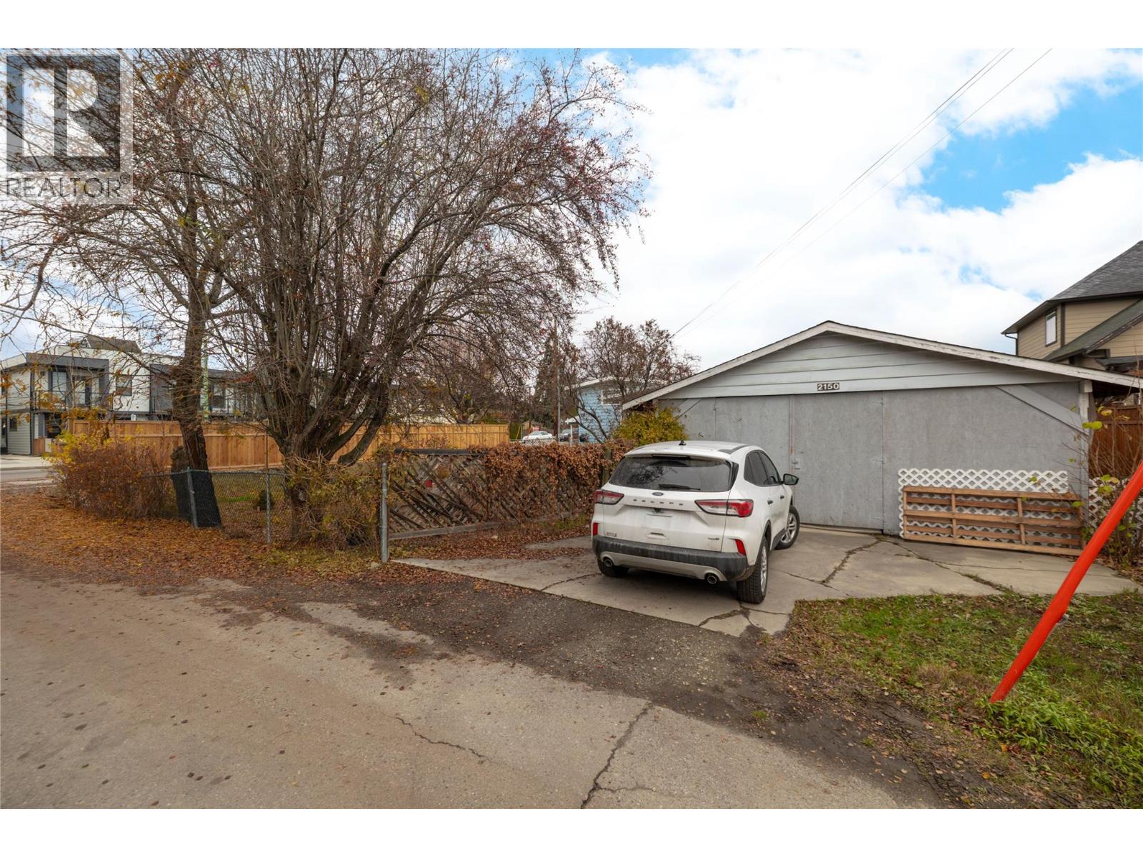 2150 Burnett Street, Kelowna, British Columbia  V1Y 2T6 - Photo 11 - 10370144
