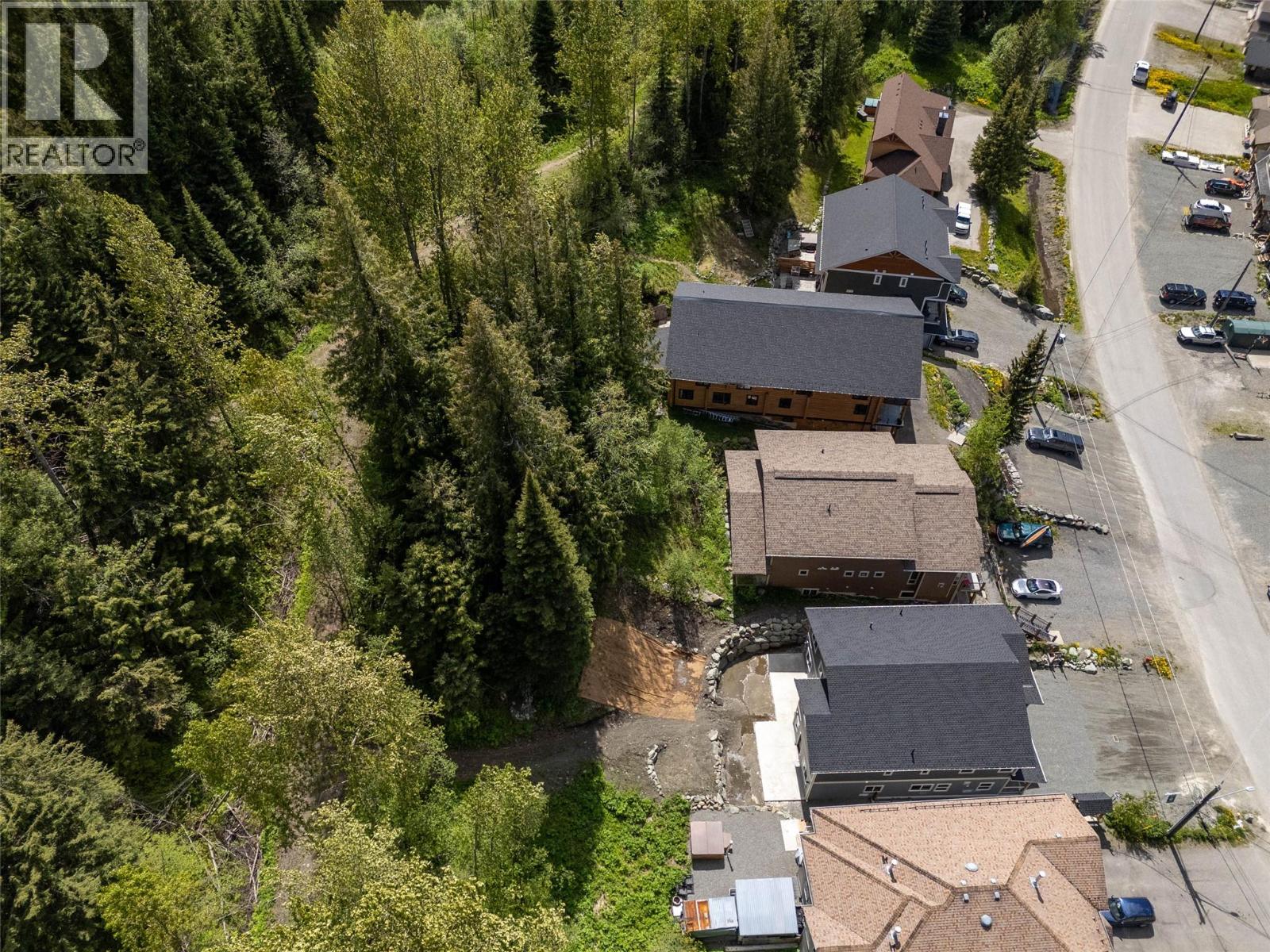 1365 Burfield Drive, Sun Peaks, British Columbia  V0E 5N0 - Photo 45 - 10370722