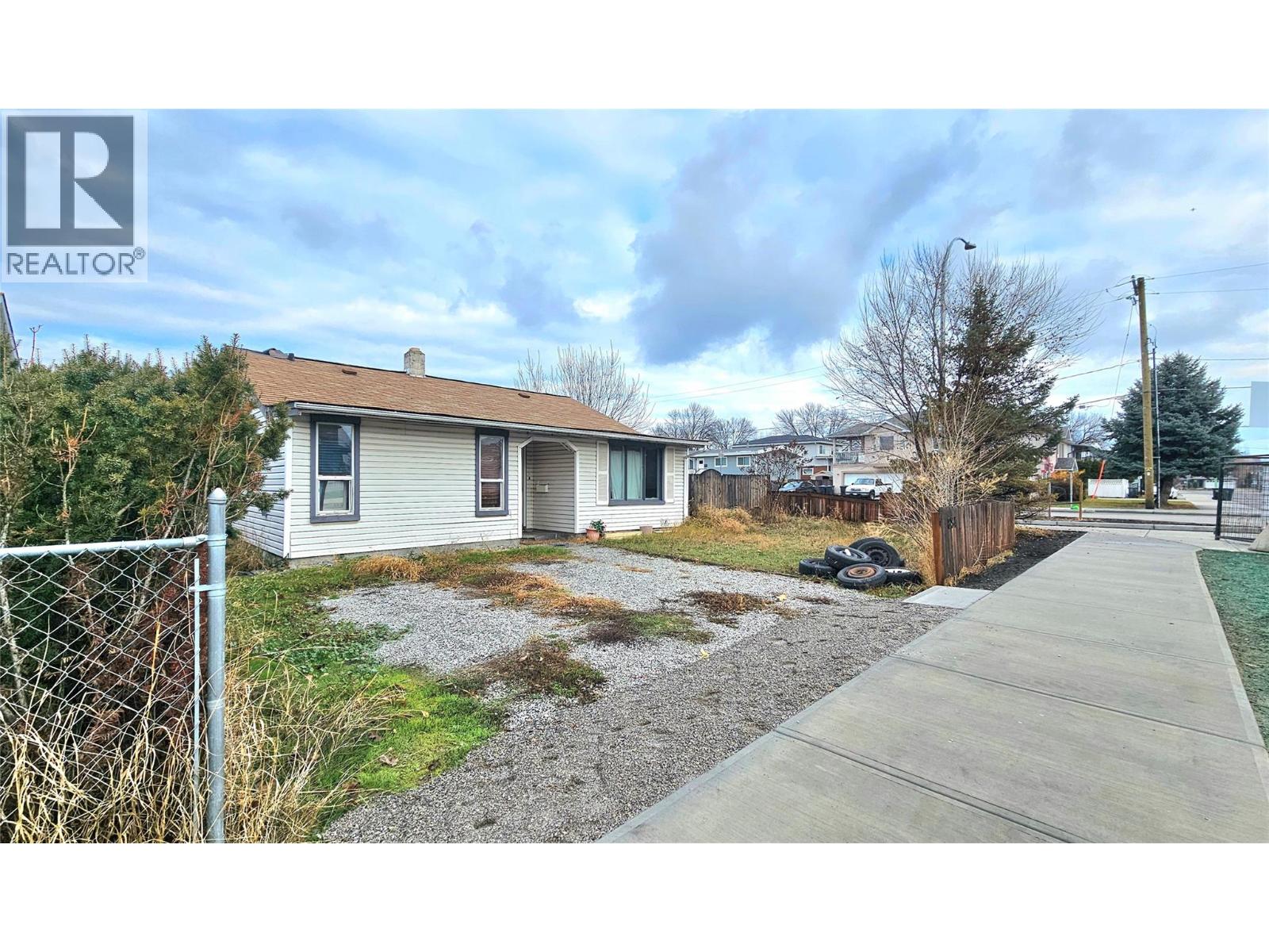 894 Morrison Avenue, Kelowna, British Columbia  V1Y 5E5 - Photo 11 - 10370791