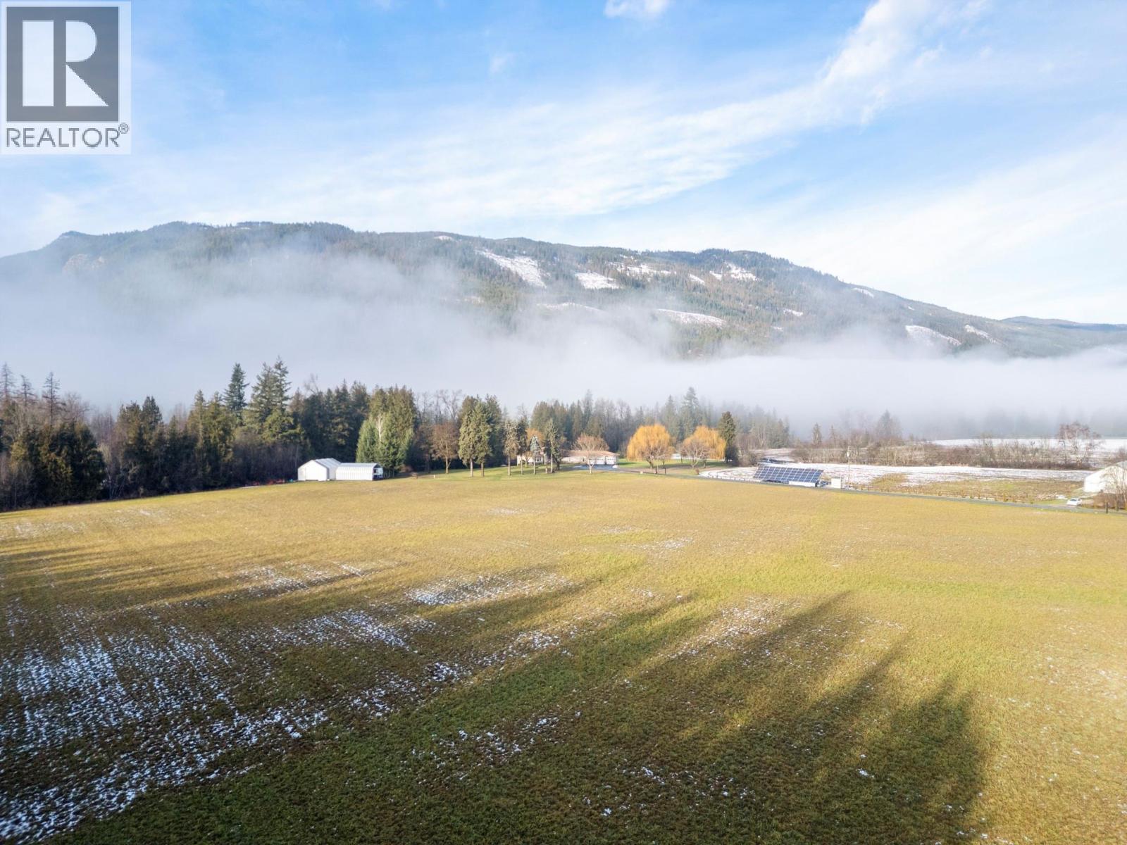1200 Trans Canada Highway, Sicamous, British Columbia  V0E 2V0 - Photo 35 - 10370718