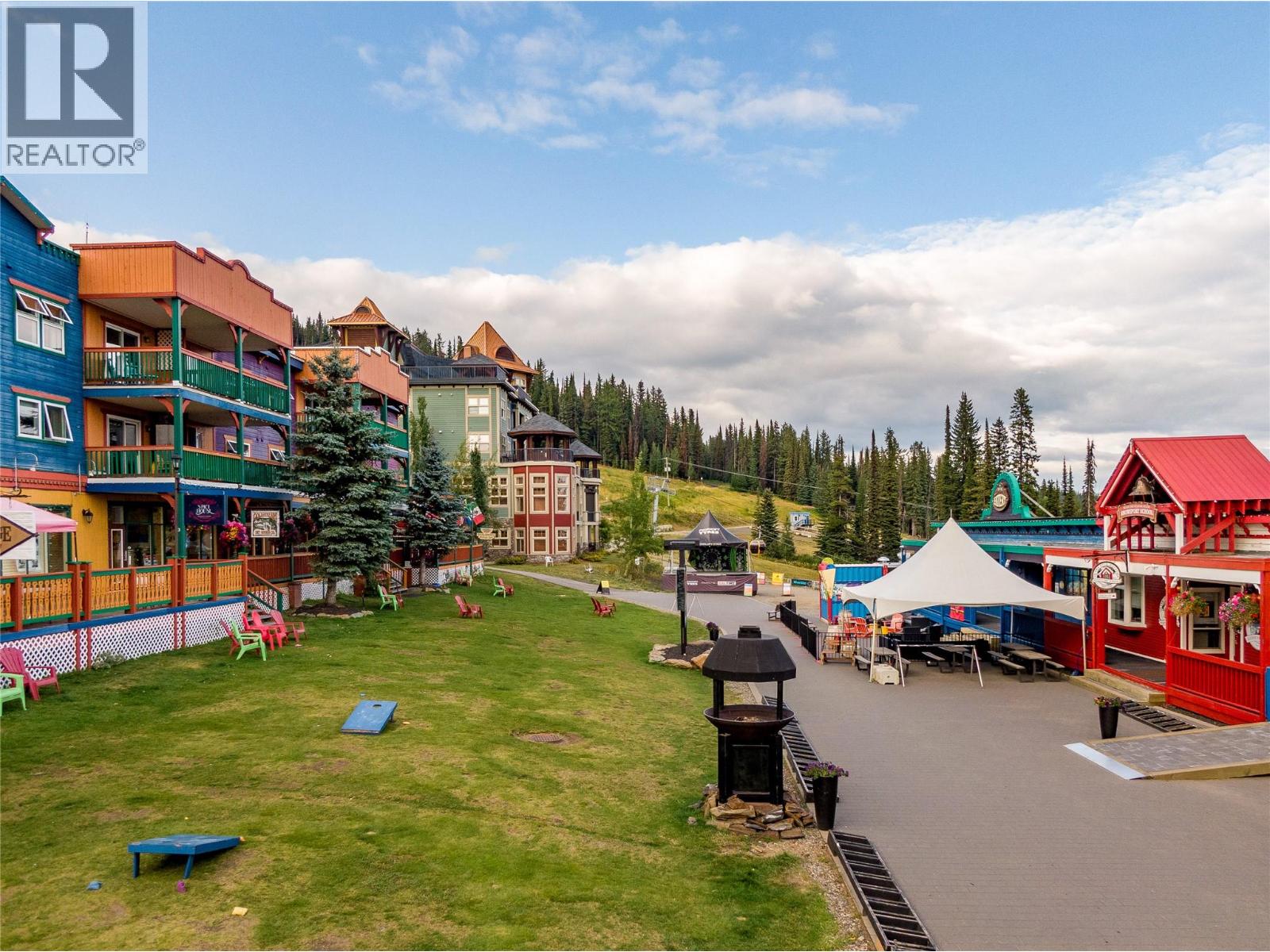148 Silver Lode Lane Unit# B & R, Silver Star, British Columbia  V1B 3M1 - Photo 3 - 10370573