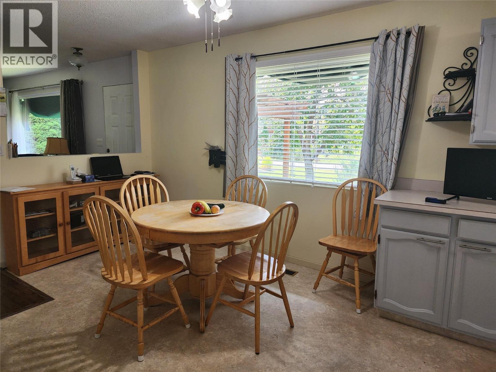 6210 York Road, Grand Forks, British Columbia  V0H 1H2 - Photo 12 - 10370504