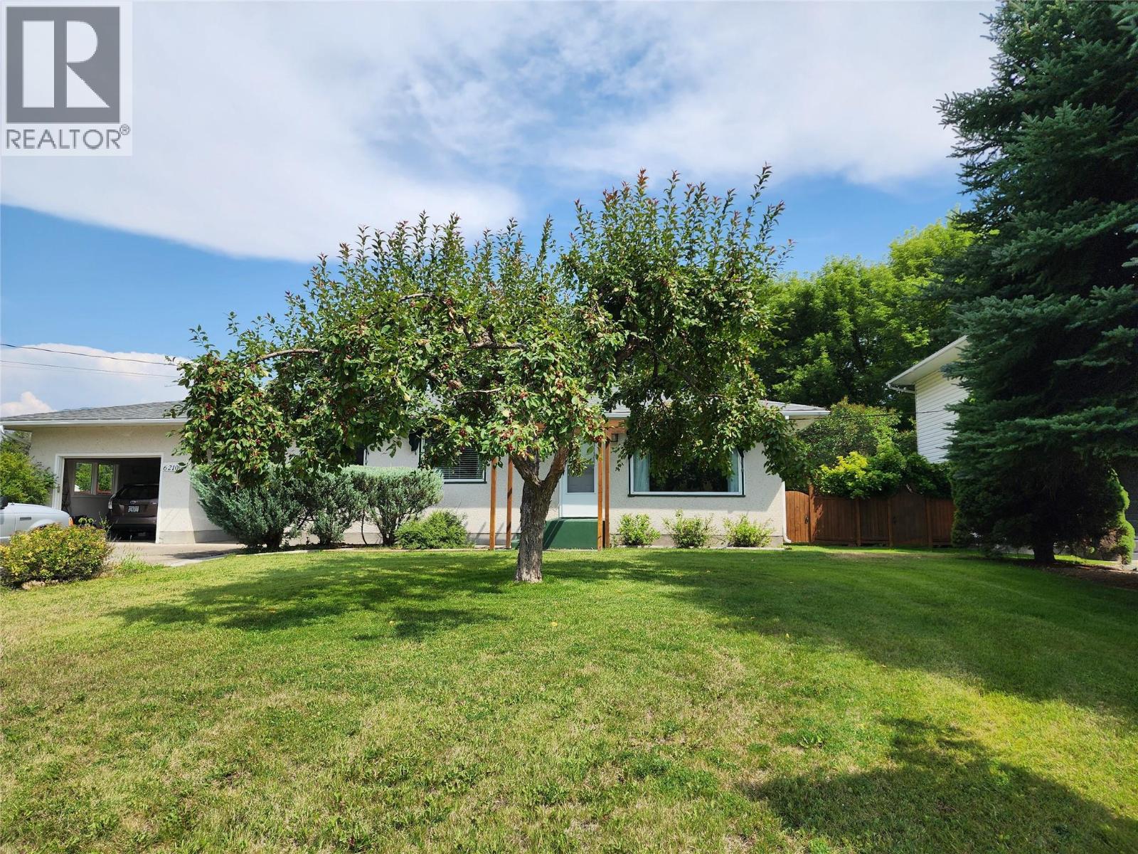 6210 York Road, Grand Forks, British Columbia  V0H 1H2 - Photo 3 - 10370504