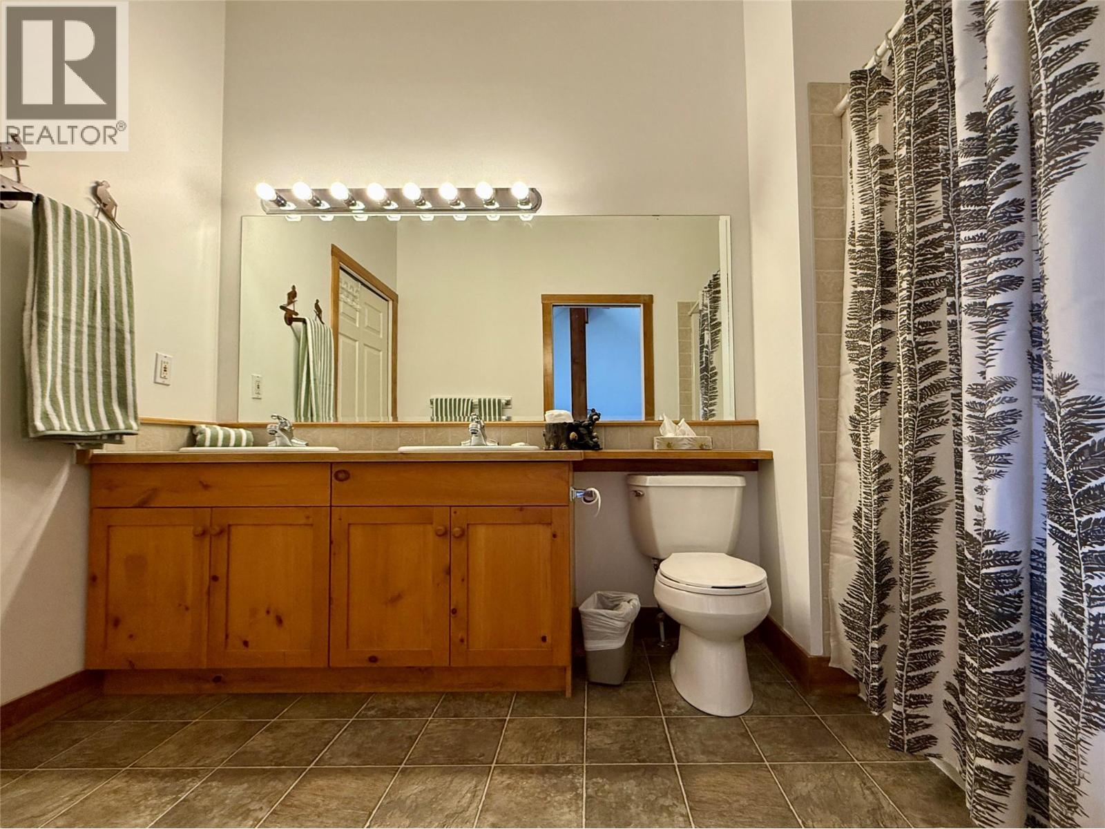 300 Stemwinder Drive Unit# 210, Kimberley, British Columbia  V1A 2Y5 - Photo 22 - 10370356