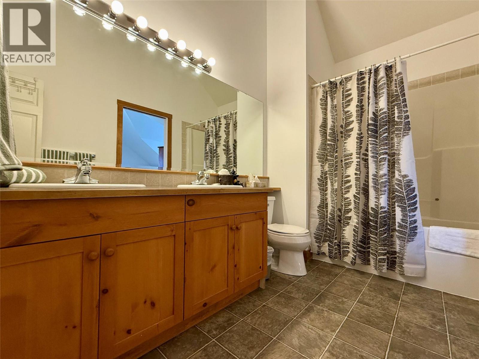 300 Stemwinder Drive Unit# 210, Kimberley, British Columbia  V1A 2Y5 - Photo 23 - 10370356