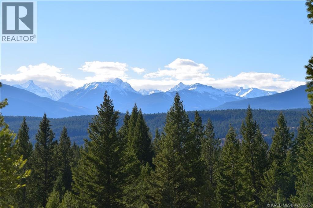 7058 WHITE TAIL Lane Lot# 19, radium hot springs, British Columbia