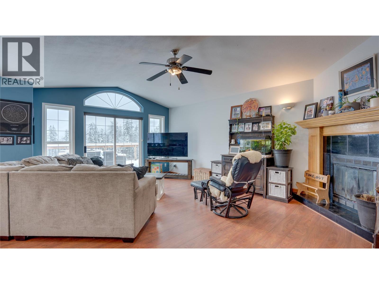 2086 Yankee Flats Road, Salmon Arm, British Columbia  V1E 3J3 - Photo 24 - 10370802
