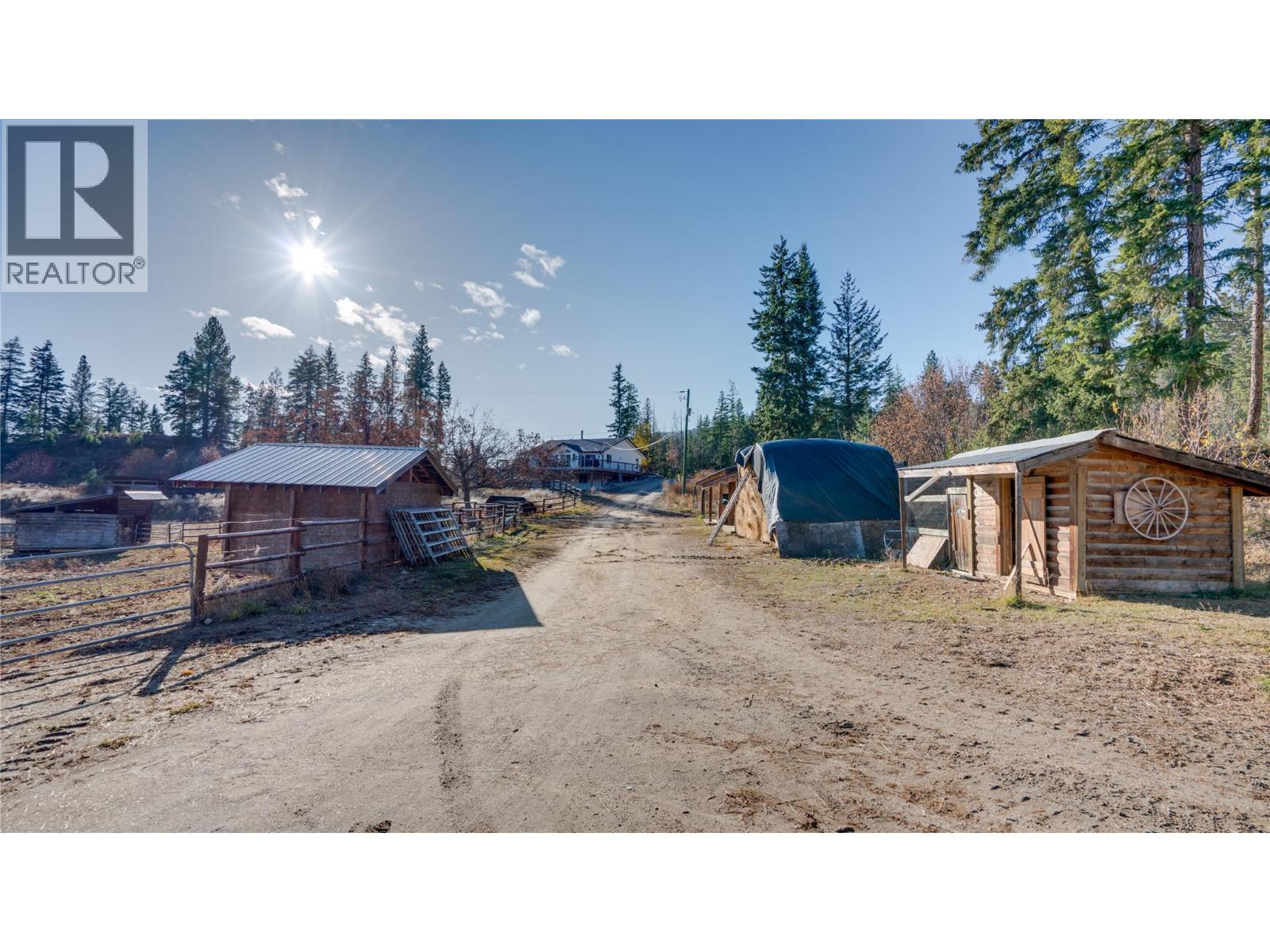 2086 Yankee Flats Road, Salmon Arm, British Columbia  V1E 3J3 - Photo 36 - 10370802