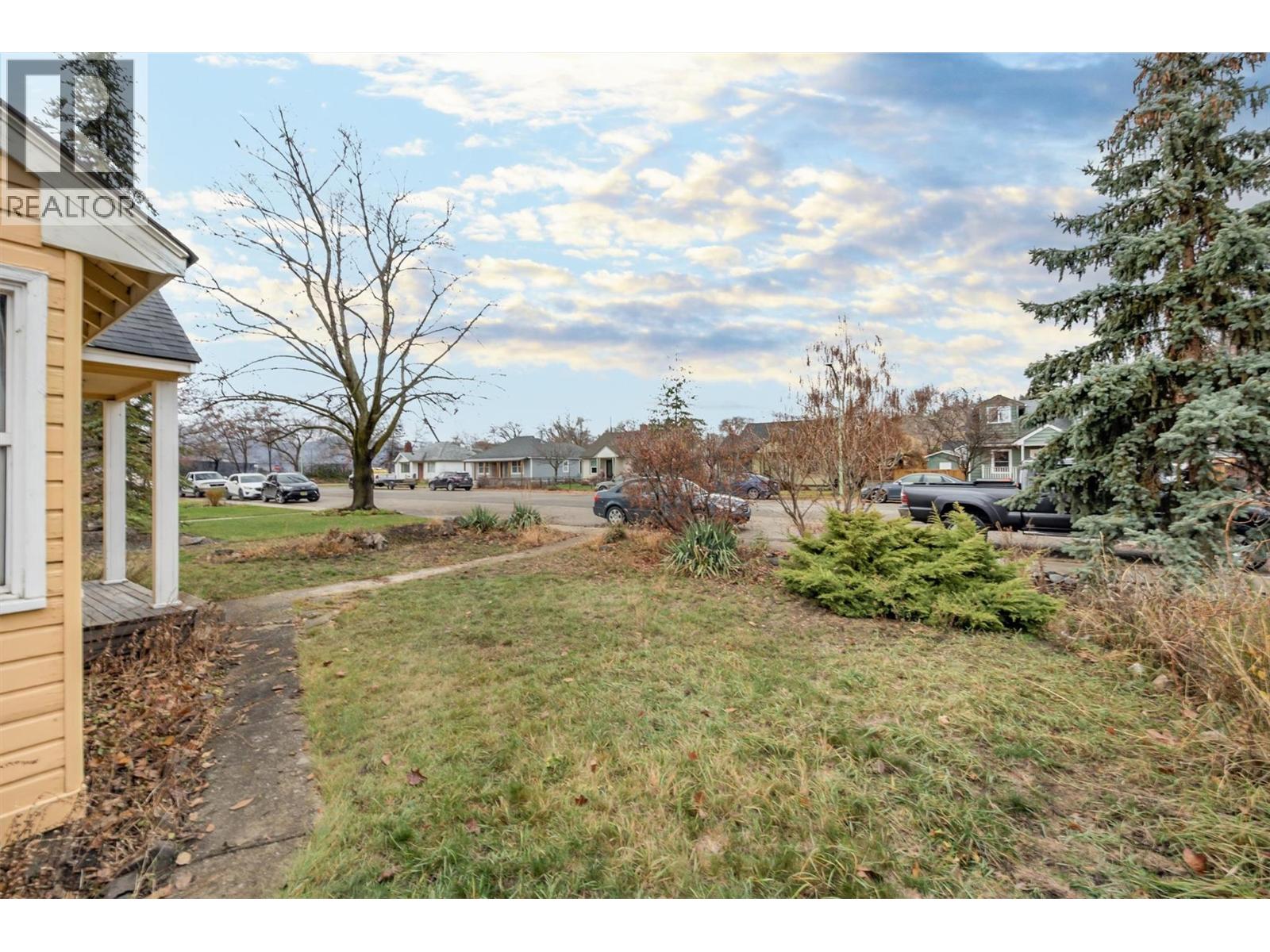 541 Okanagan Boulevard, Kelowna, British Columbia  V1Y 7K9 - Photo 30 - 10369812