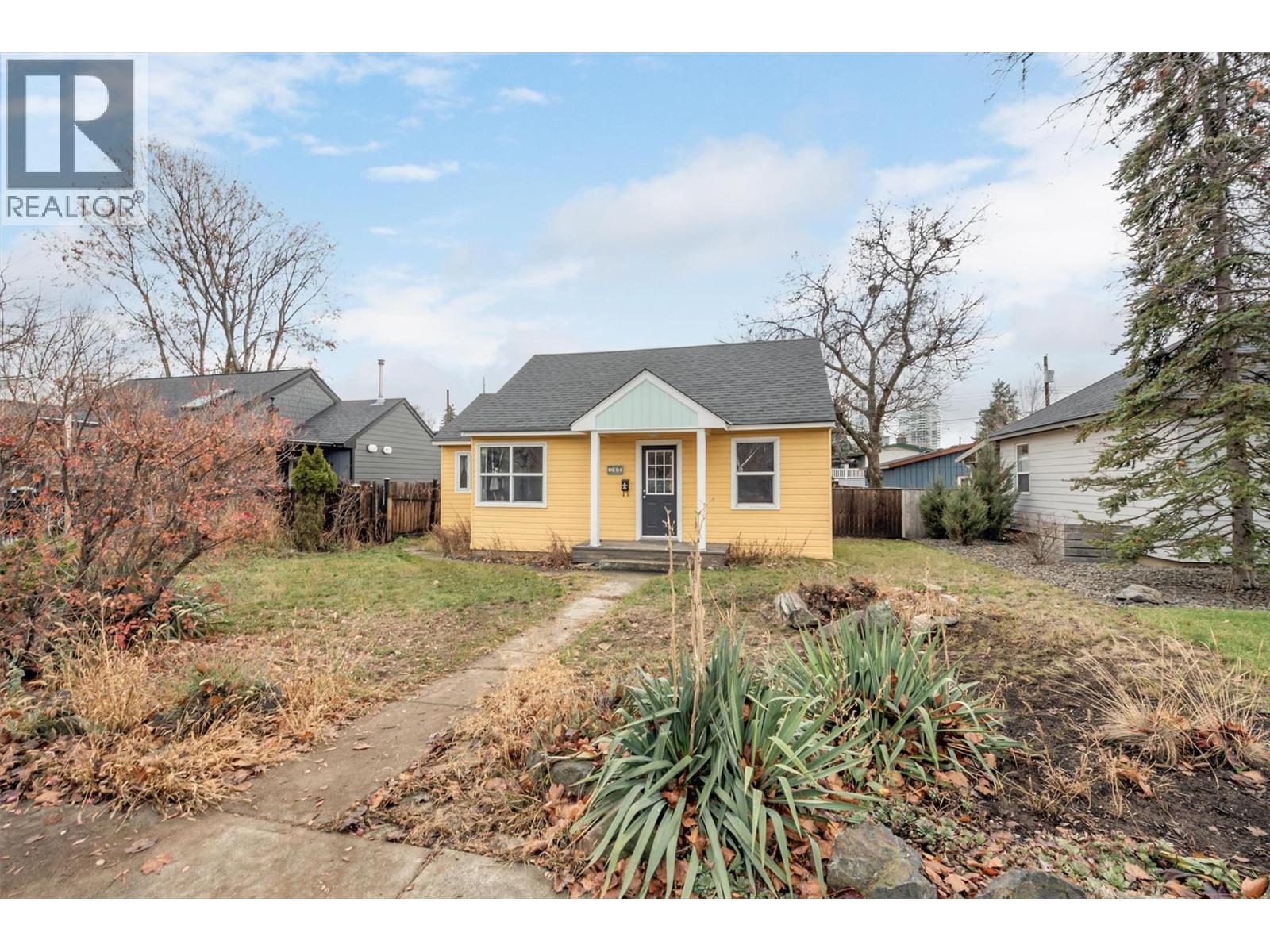 541 Okanagan Boulevard, Kelowna, British Columbia  V1Y 7K9 - Photo 4 - 10369812