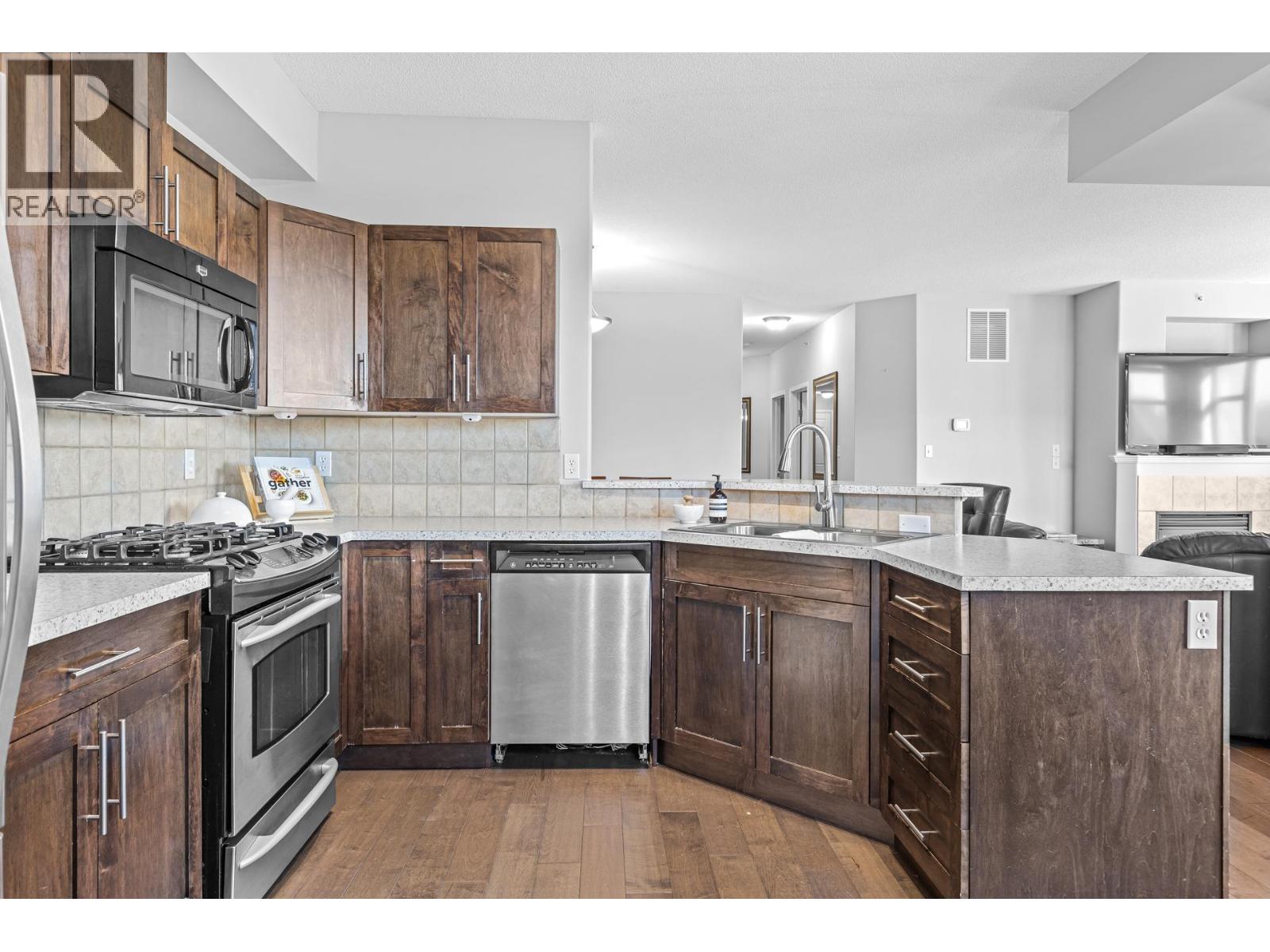 1128 Sunset Drive Unit# 401, Kelowna, British Columbia  V1Y 9W7 - Photo 14 - 10370878