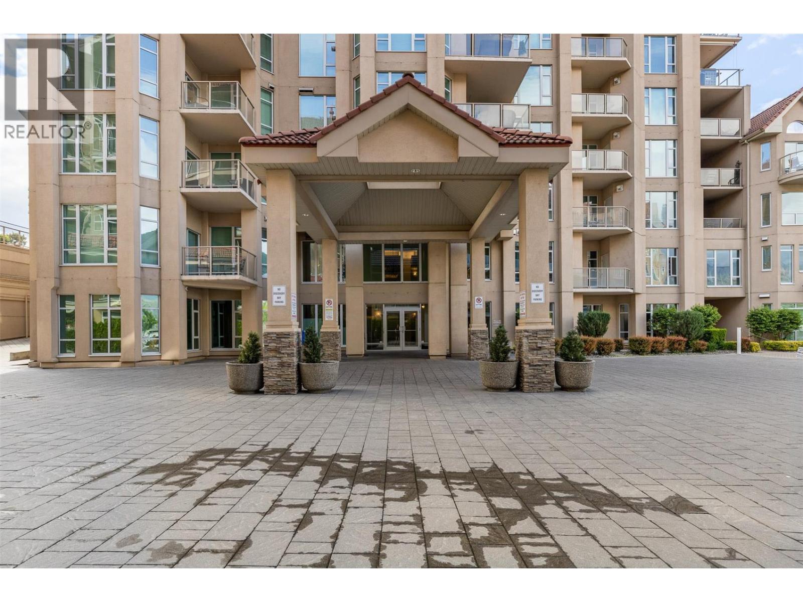 1128 Sunset Drive Unit# 401, Kelowna, British Columbia  V1Y 9W7 - Photo 2 - 10370878