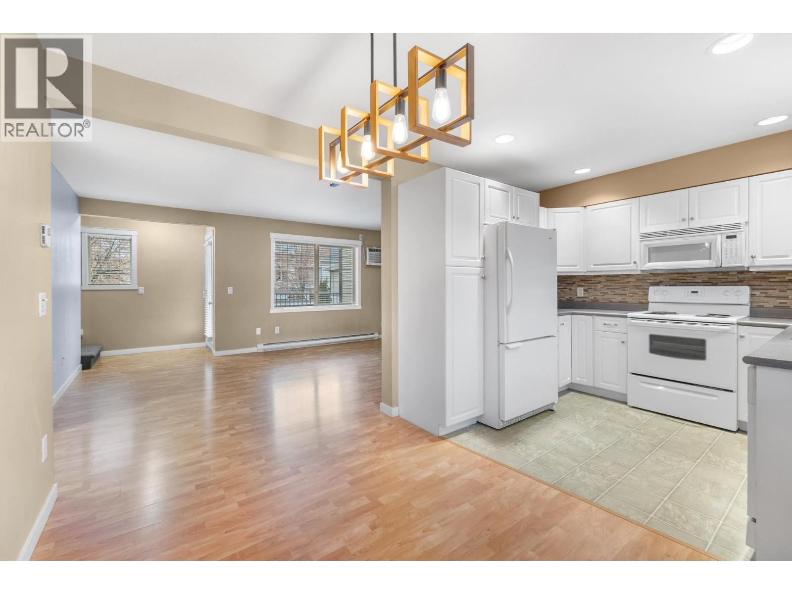 124 Mills Road Unit# 6, Kelowna, British Columbia  V1X 4G7 - Photo 4 - 10369943