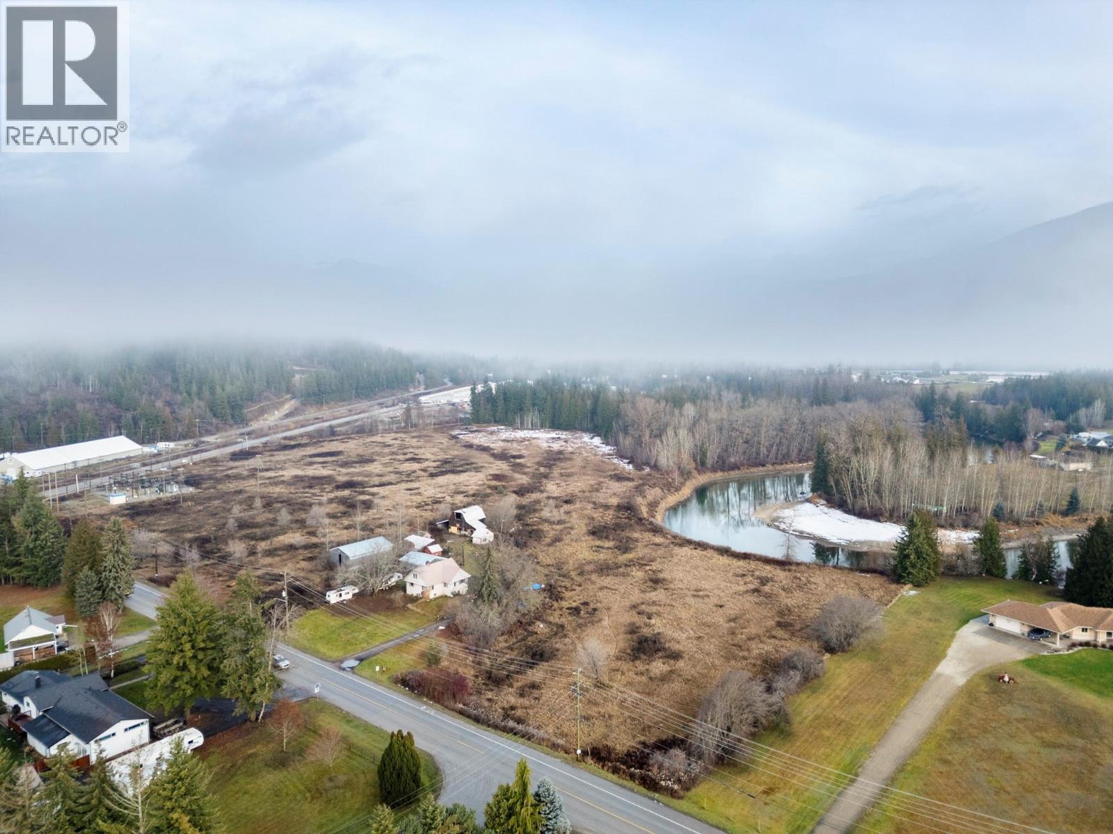 1513 Solsqua Sicamous Road, Sicamous, British Columbia  V0E 2V0 - Photo 15 - 10370708