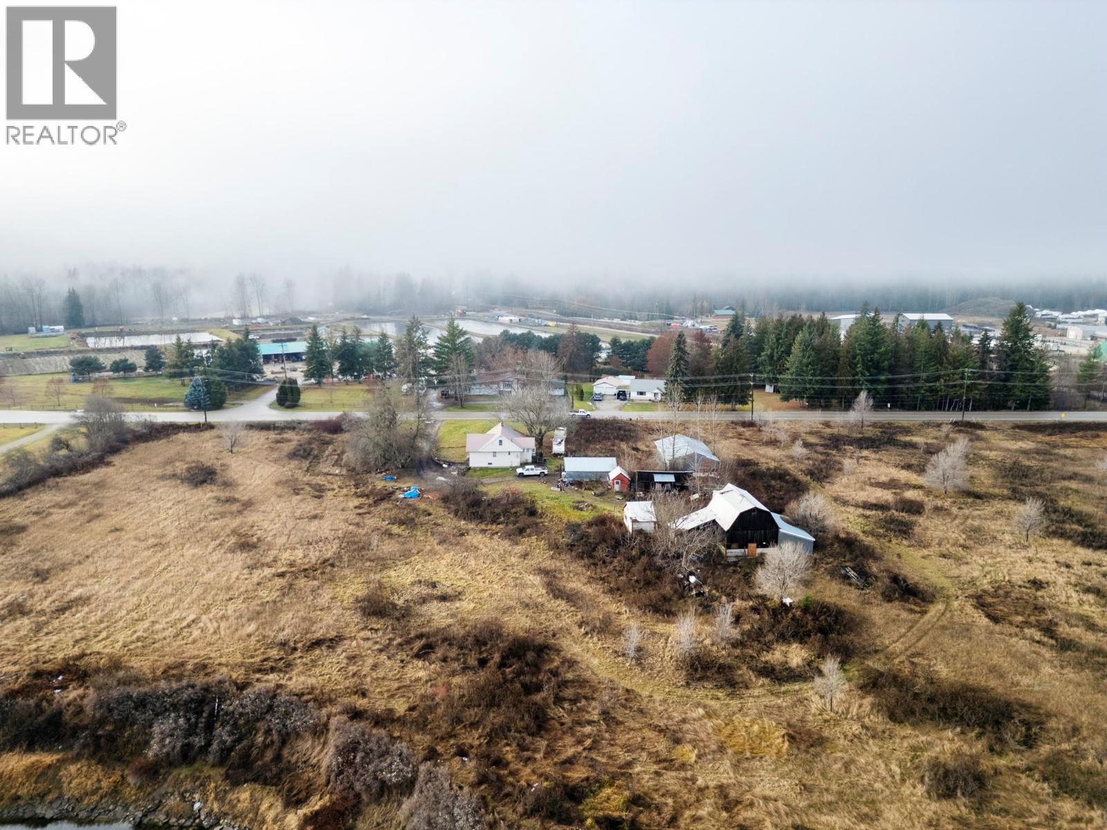 1513 Solsqua Sicamous Road, Sicamous, British Columbia  V0E 2V0 - Photo 4 - 10370708