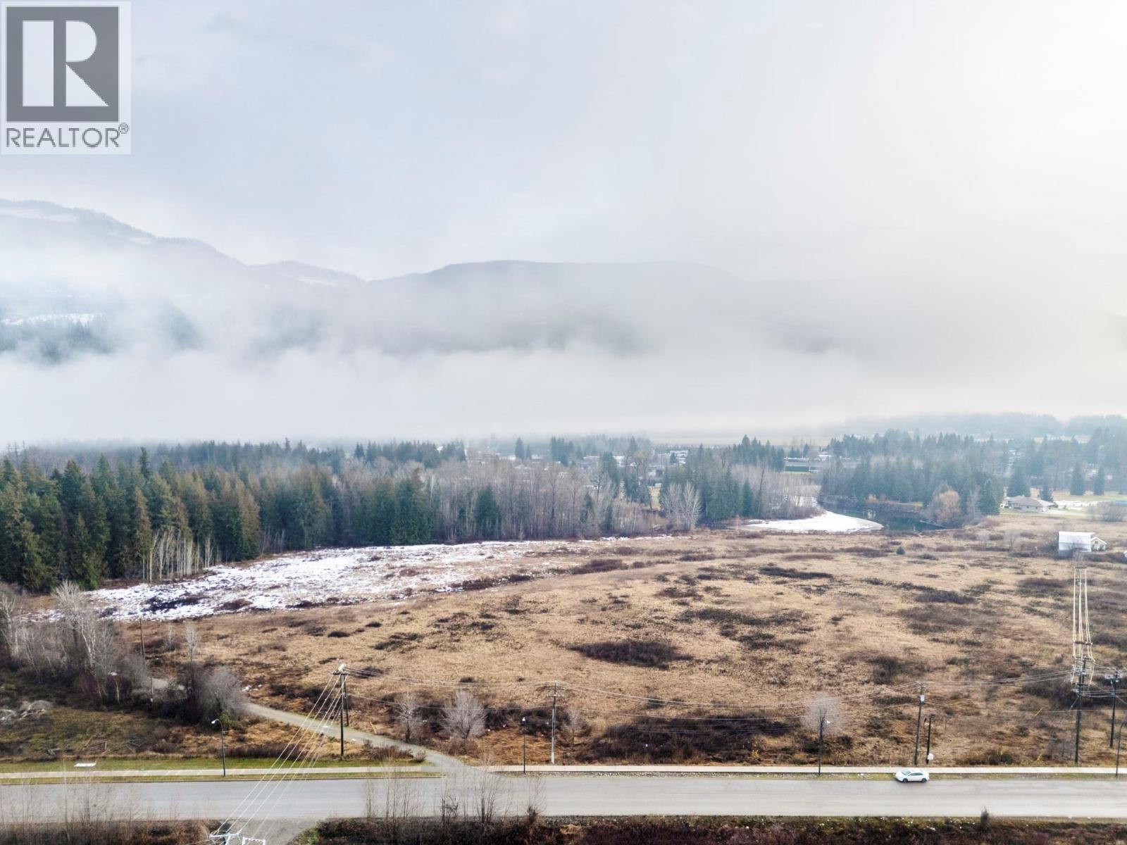 1513 Solsqua Sicamous Road, Sicamous, British Columbia  V0E 2V0 - Photo 8 - 10370708