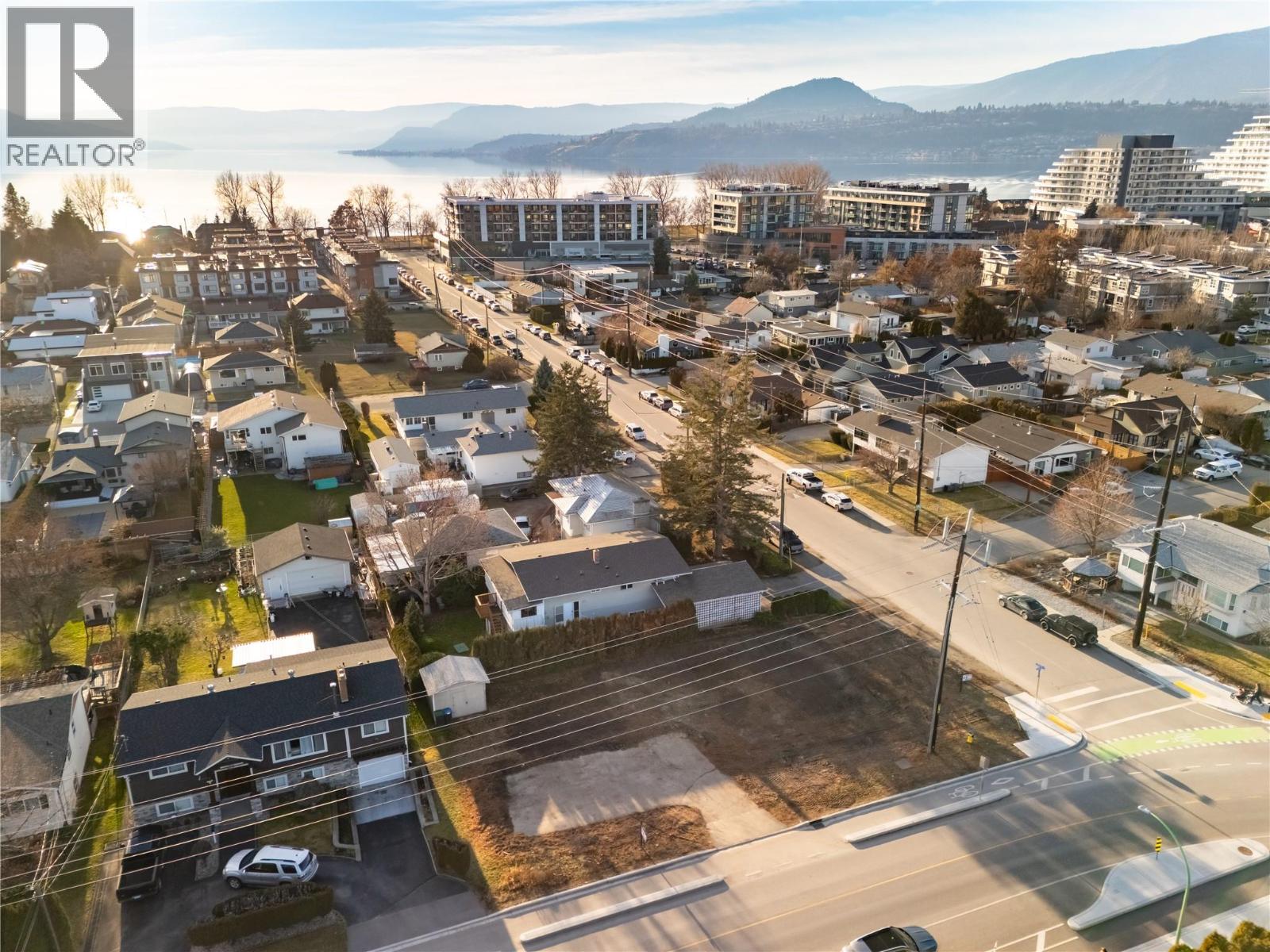 3514 Casorso Road, Kelowna, British Columbia  V1W 3E2 - Photo 10 - 10370830
