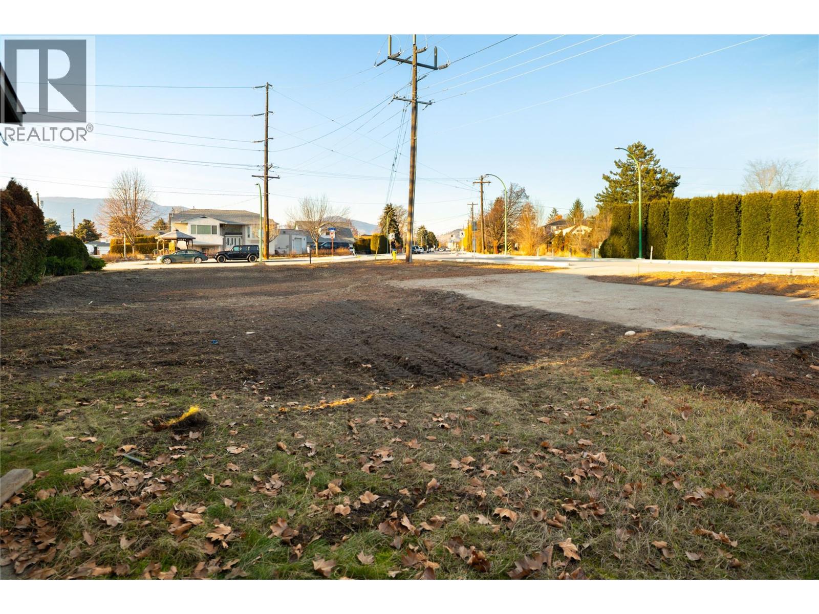 3514 Casorso Road, Kelowna, British Columbia  V1W 3E2 - Photo 4 - 10370830