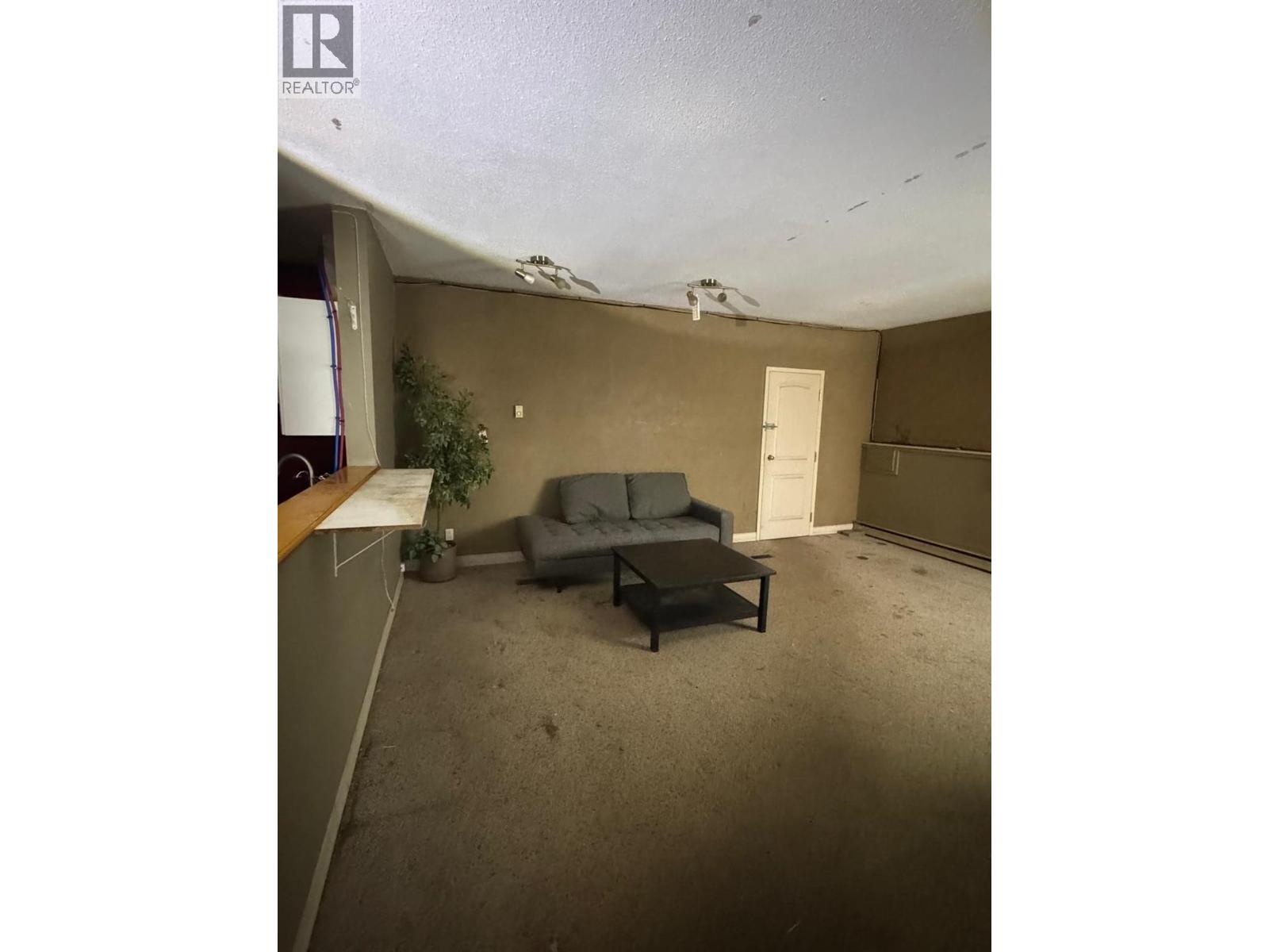 1034 Trans Canada Highway, Cache Creek, British Columbia  V1E 1G9 - Photo 7 - 10370993