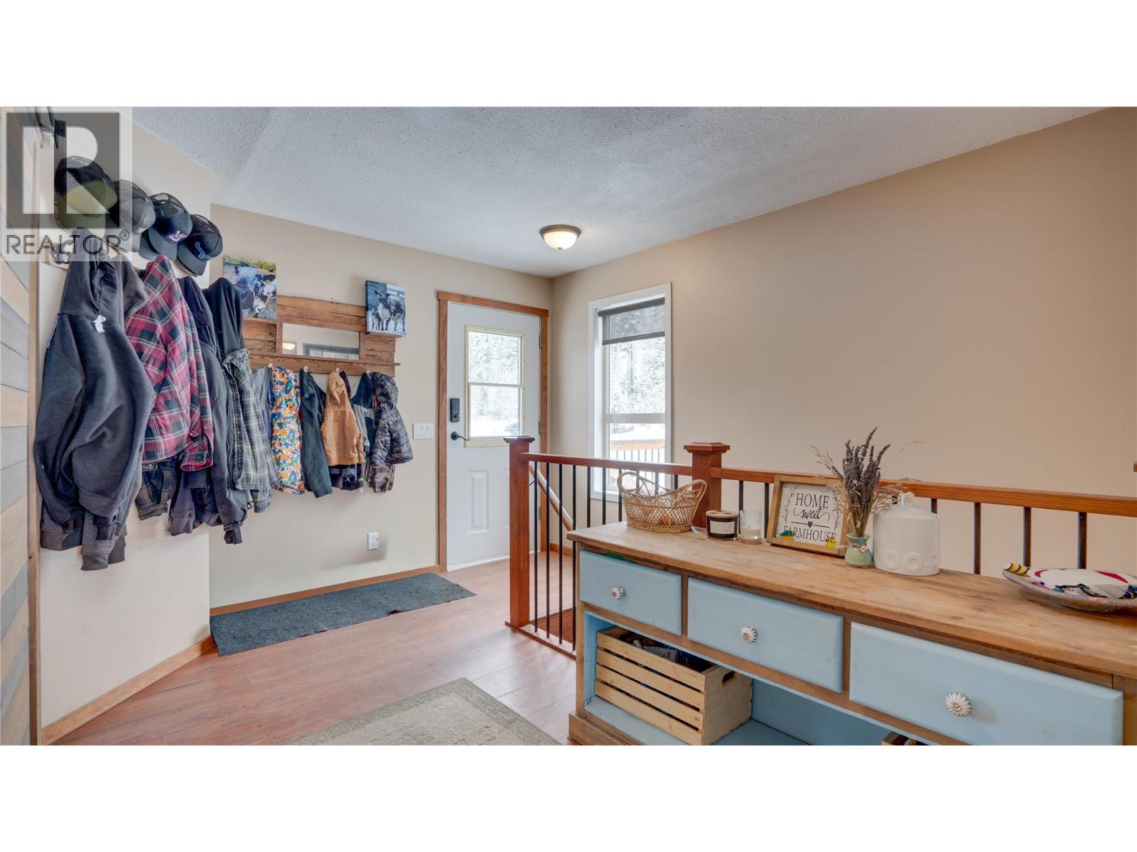 2086 Yankee Flats Road, Salmon Arm, British Columbia  V1E 3J3 - Photo 14 - 10370868