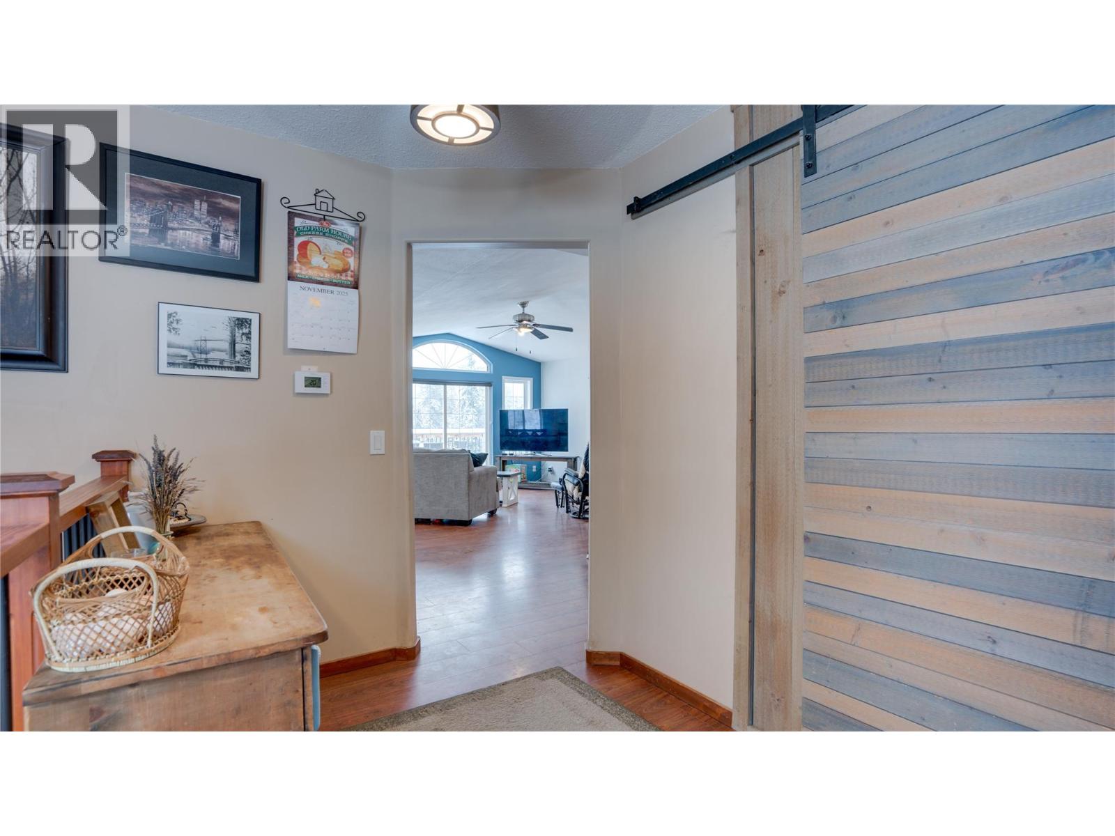 2086 Yankee Flats Road, Salmon Arm, British Columbia  V1E 3J3 - Photo 24 - 10370868