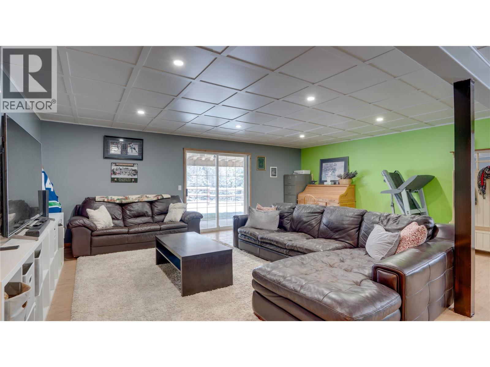 2086 Yankee Flats Road, Salmon Arm, British Columbia  V1E 3J3 - Photo 30 - 10370868