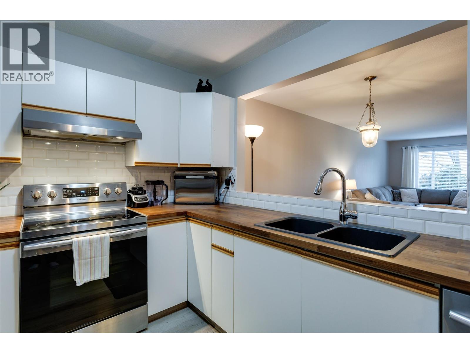 400 Sutton Crescent Unit# 110, Kelowna, British Columbia  V1V 1Y3 - Photo 12 - 10370914