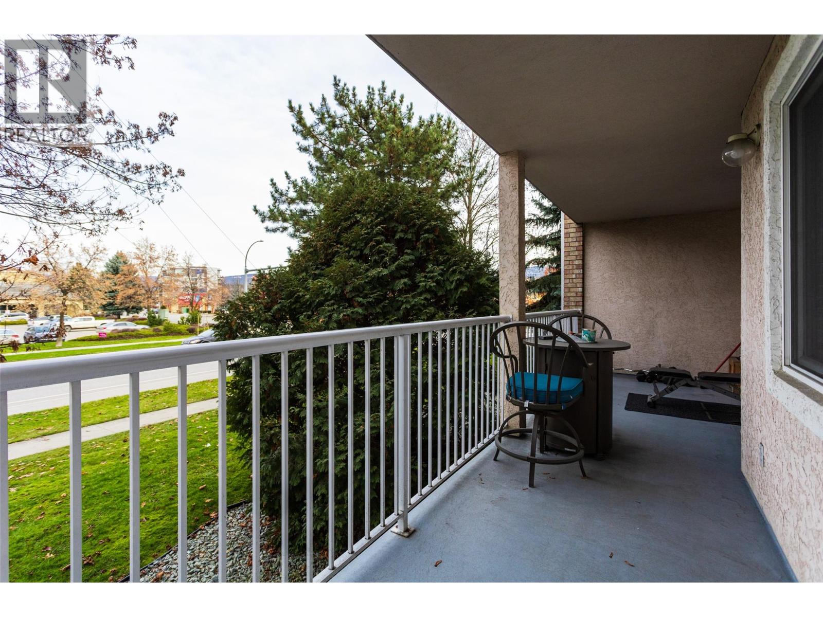 400 Sutton Crescent Unit# 110, Kelowna, British Columbia  V1V 1Y3 - Photo 8 - 10370914