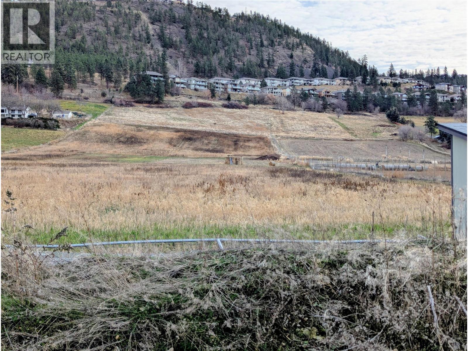 527 Valley Road, Kelowna, British Columbia  V1V 2E6 - Photo 2 - 10370885