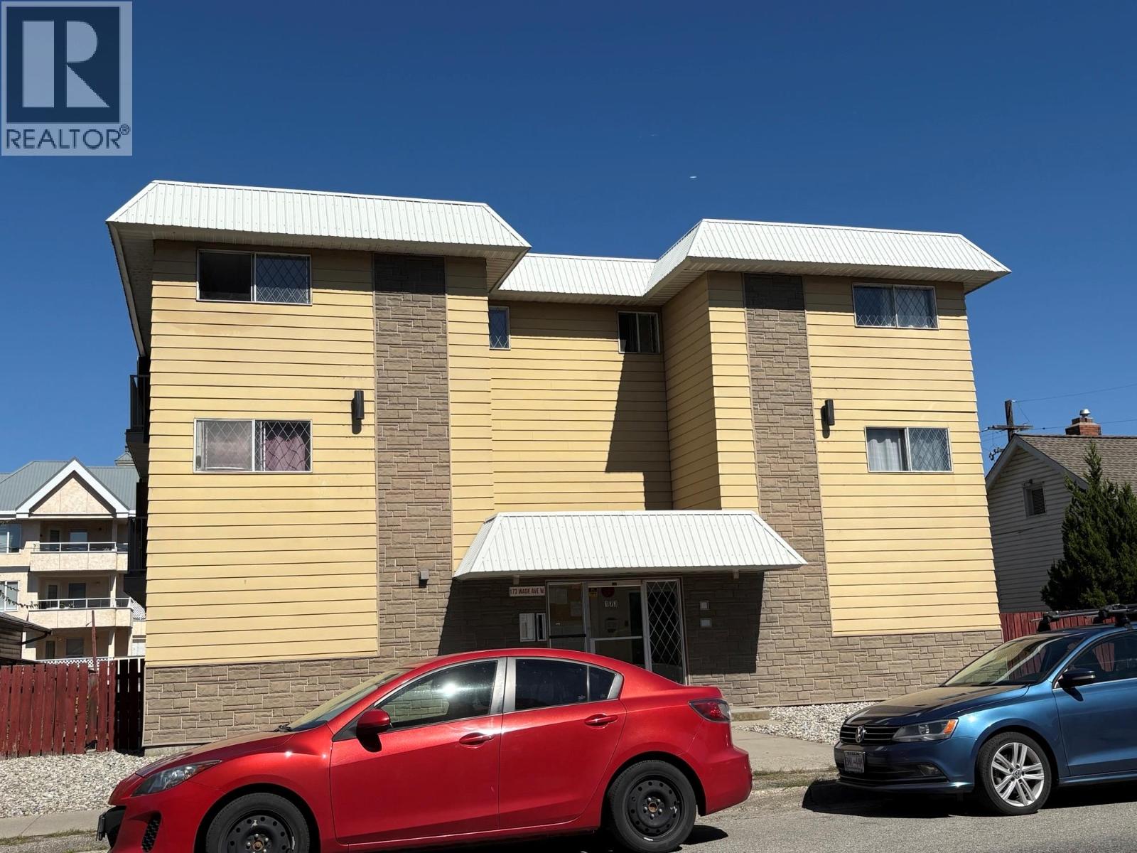 173 Wade Avenue W, Penticton, British Columbia  V2A 1T7 - Photo 1 - 10370908