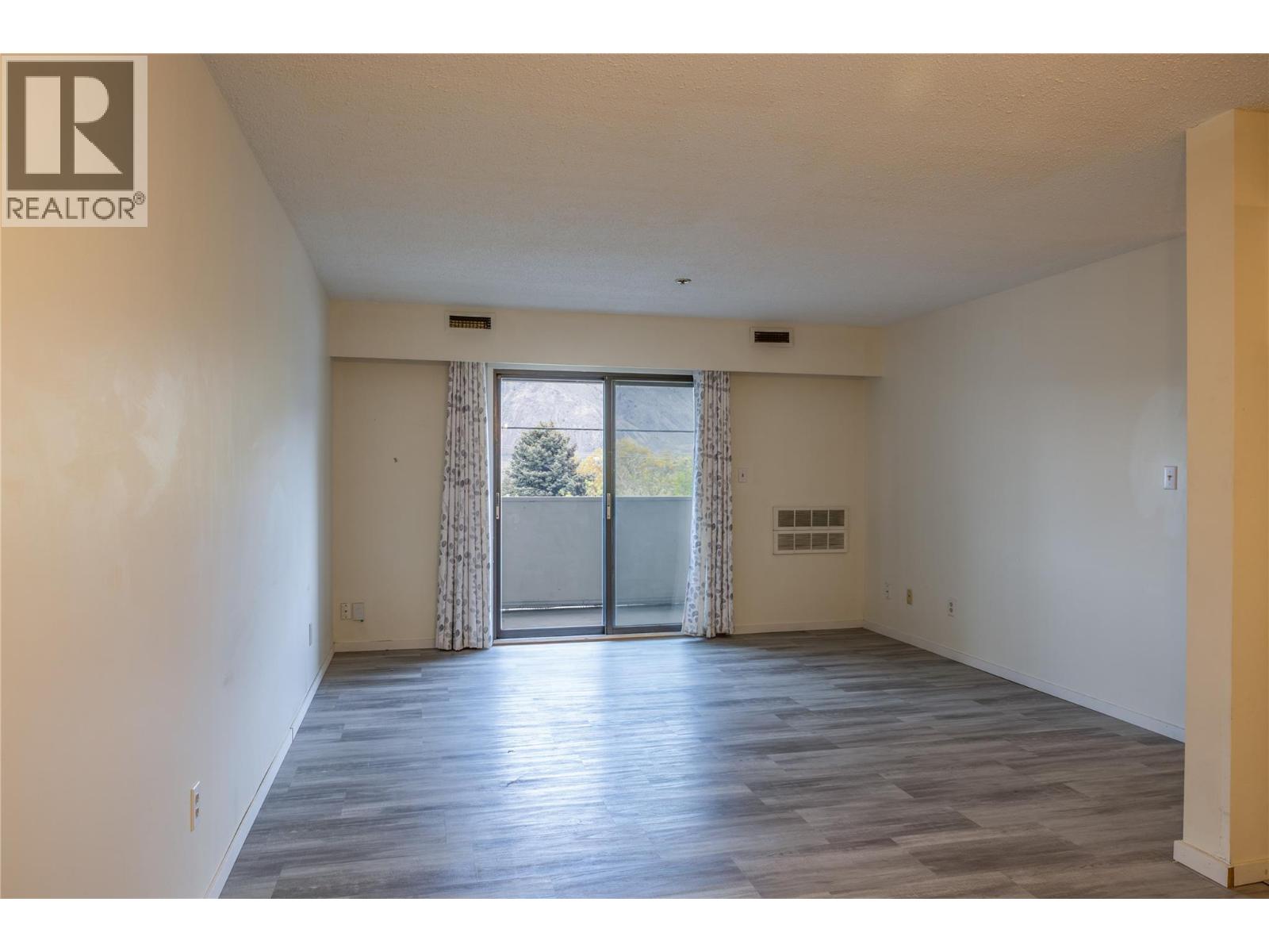 1085 12th Avenue Unit# 107, Kamloops, British Columbia  V2C 6A2 - Photo 10 - 10370691