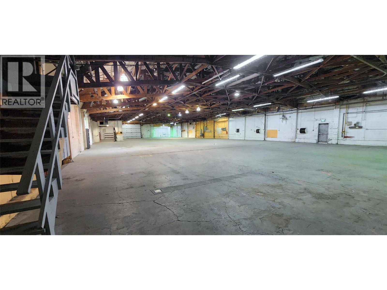 310 Co-Op Avenue, Oliver, British Columbia  V0H 1T0 - Photo 6 - 10370891