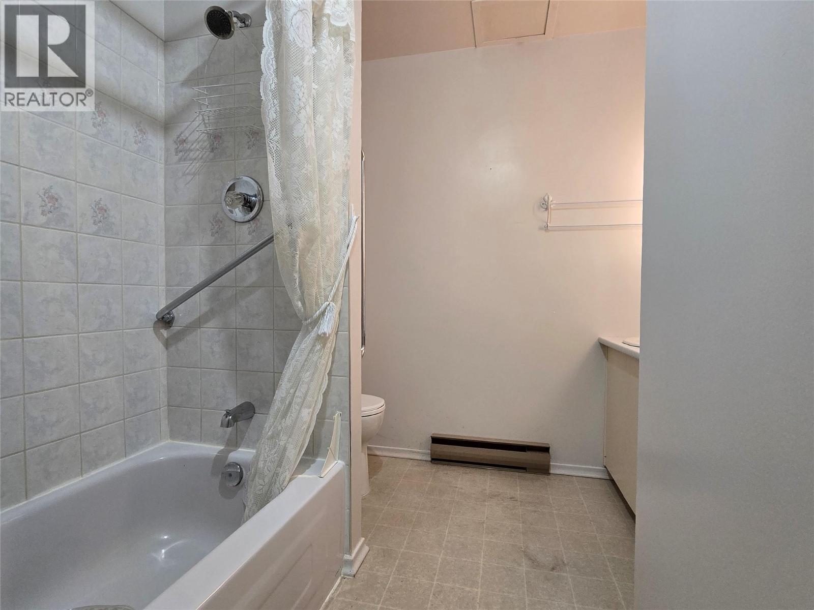 1223 Sunvalley Crescent, Cache Creek, British Columbia  V0K 1H0 - Photo 13 - 10370980