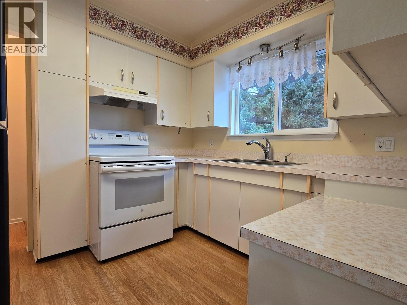 1223 Sunvalley Crescent, Cache Creek, British Columbia  V0K 1H0 - Photo 5 - 10370980